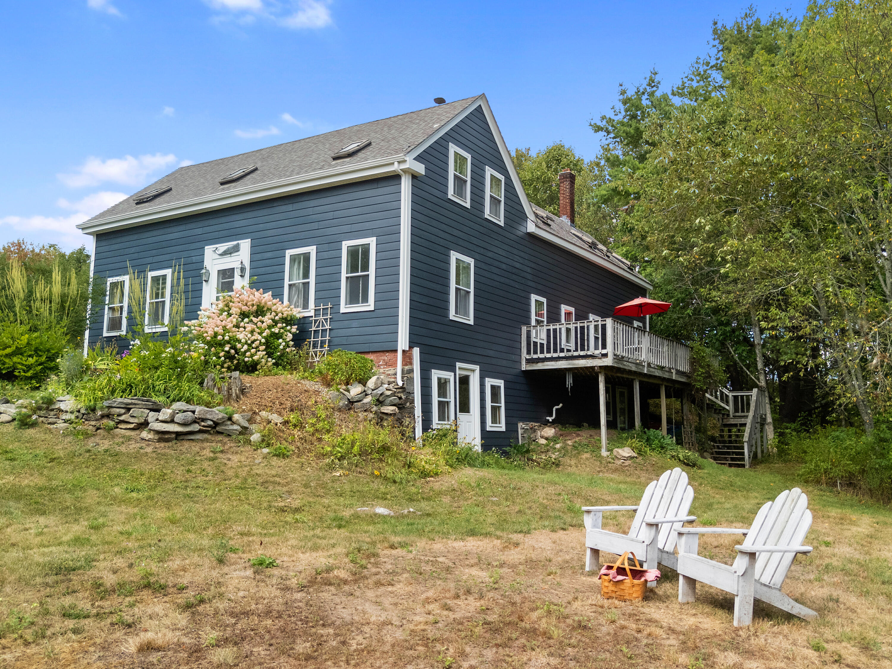 121 Town Hall Road