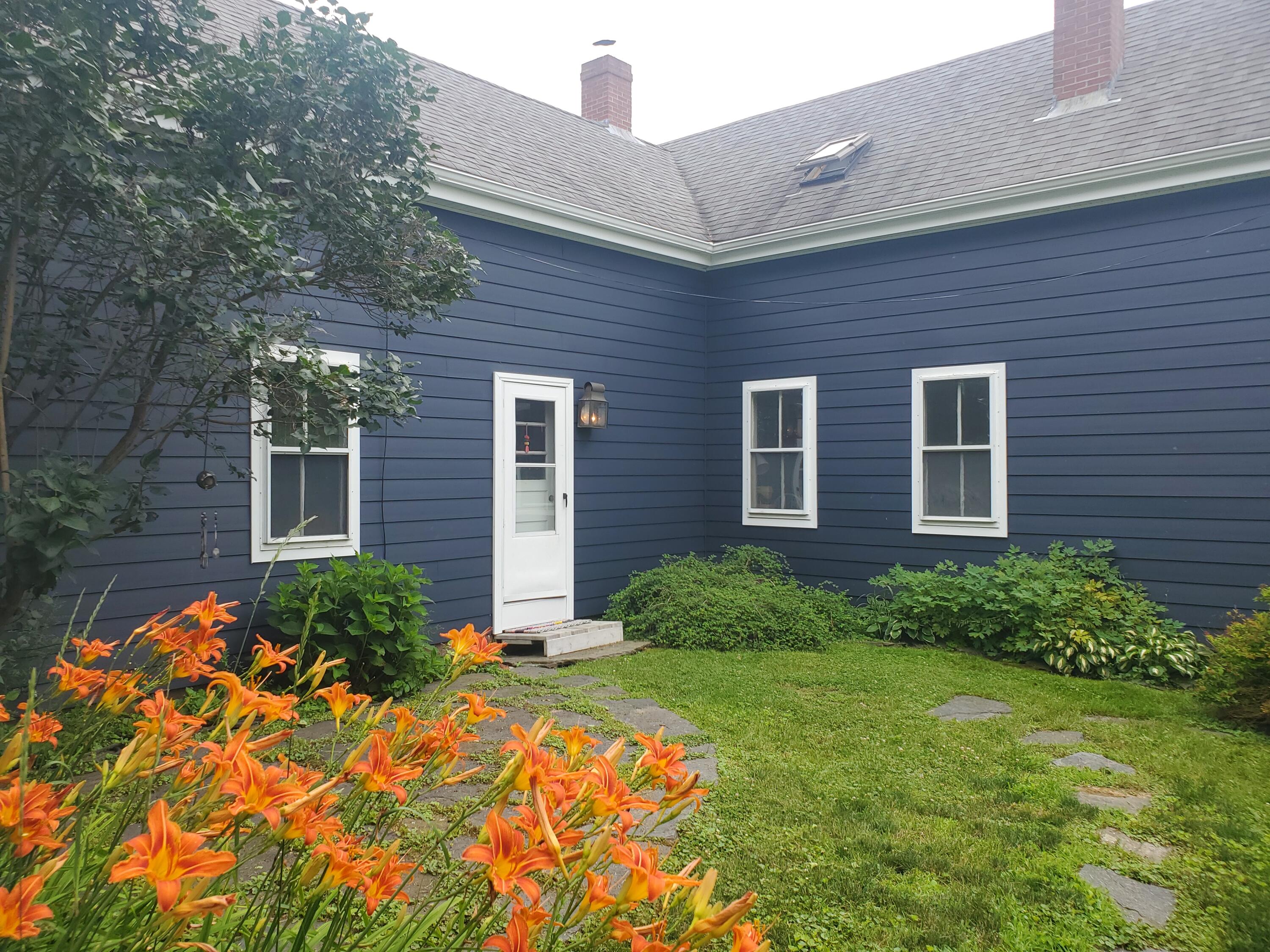 121 Town Hall Road