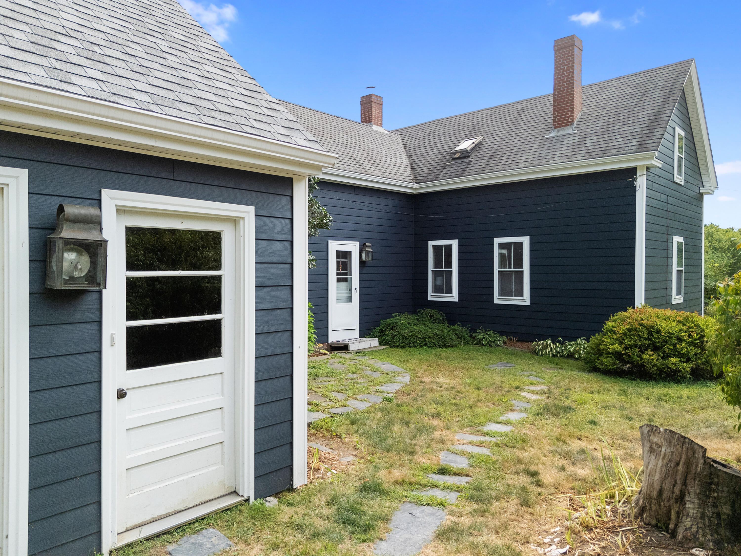 121 Town Hall Road
