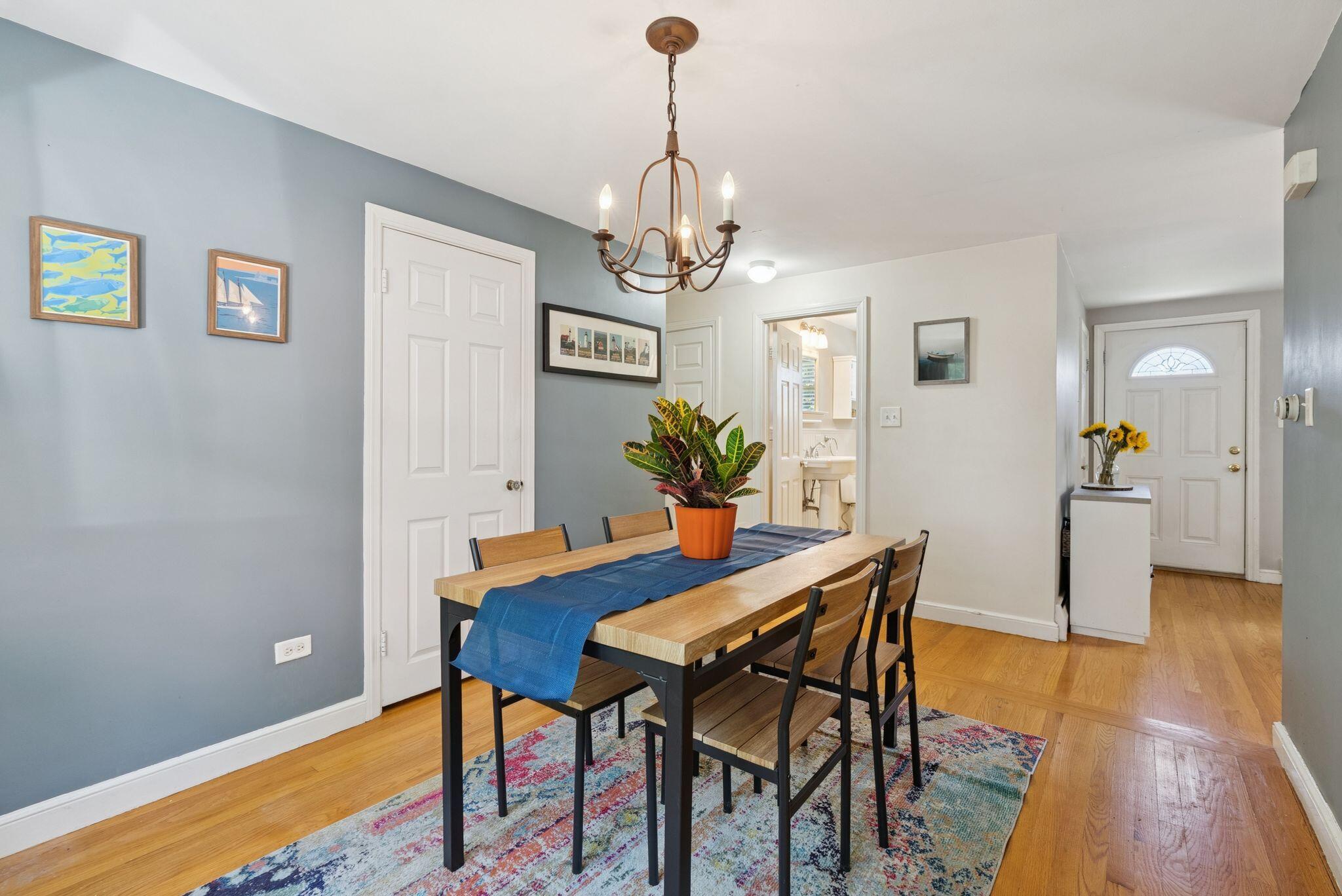 41 Winding Way