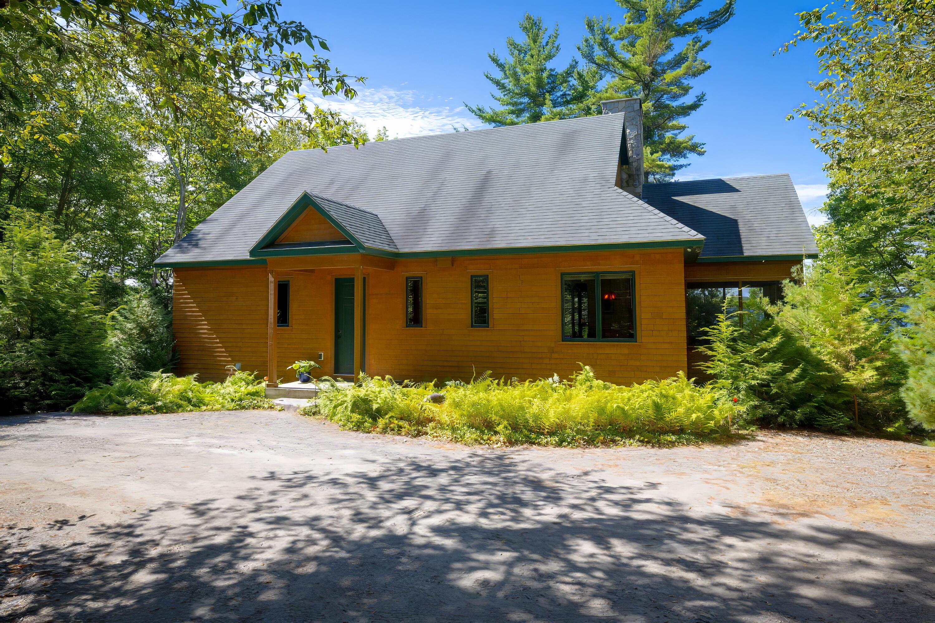 161 Black Island Way
