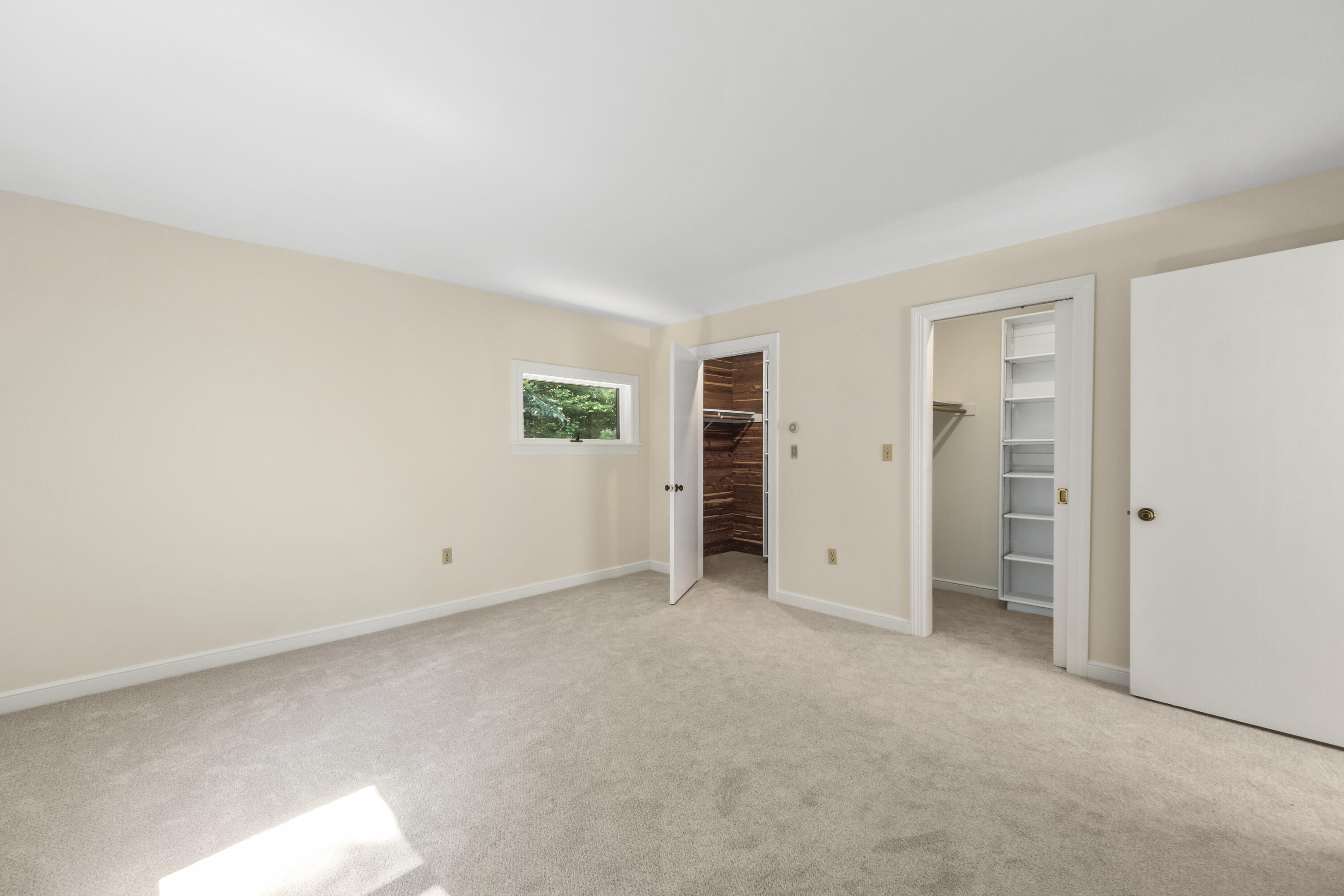 4 Lily Pond Drive