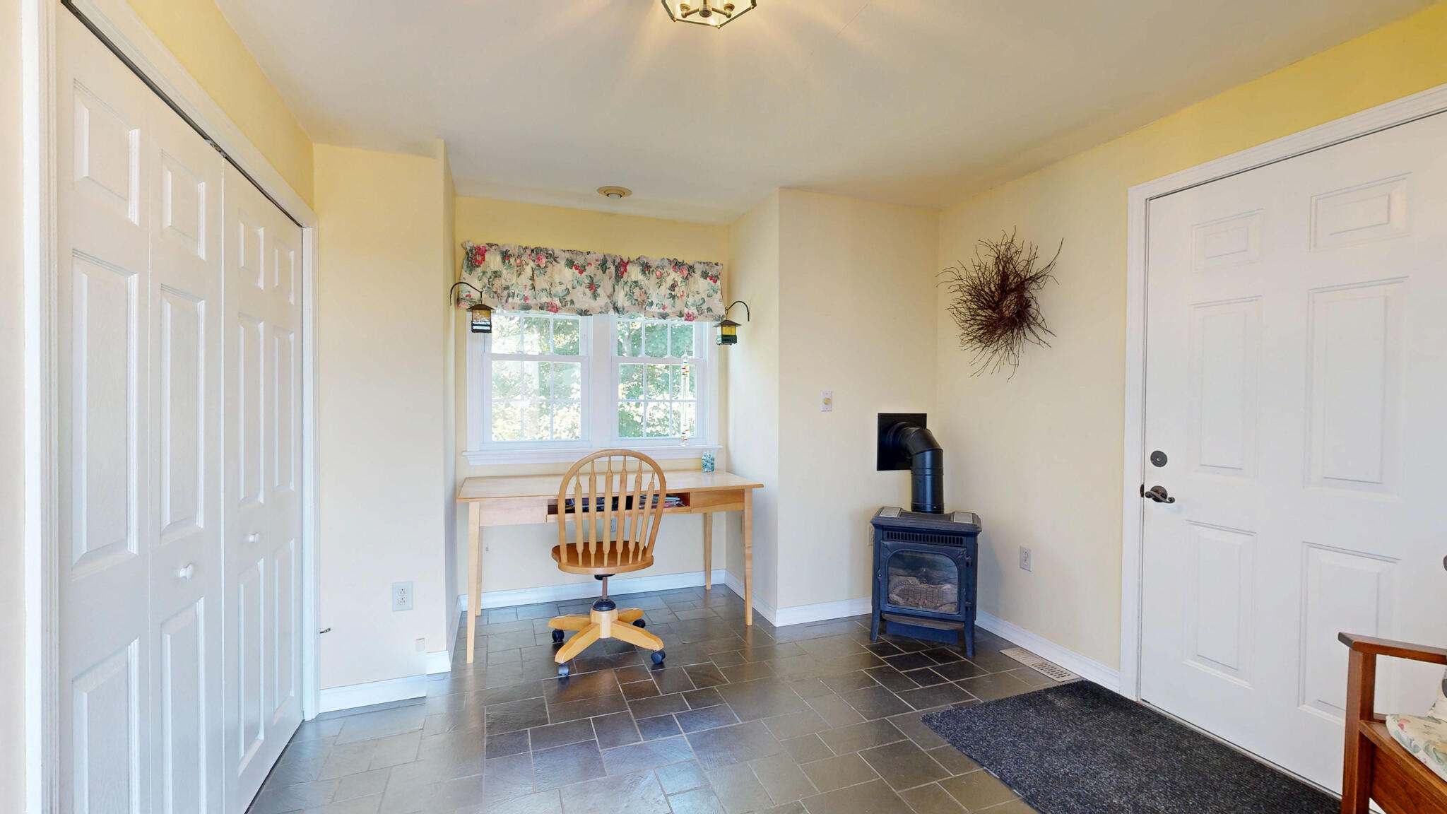 255 Talbot Avenue