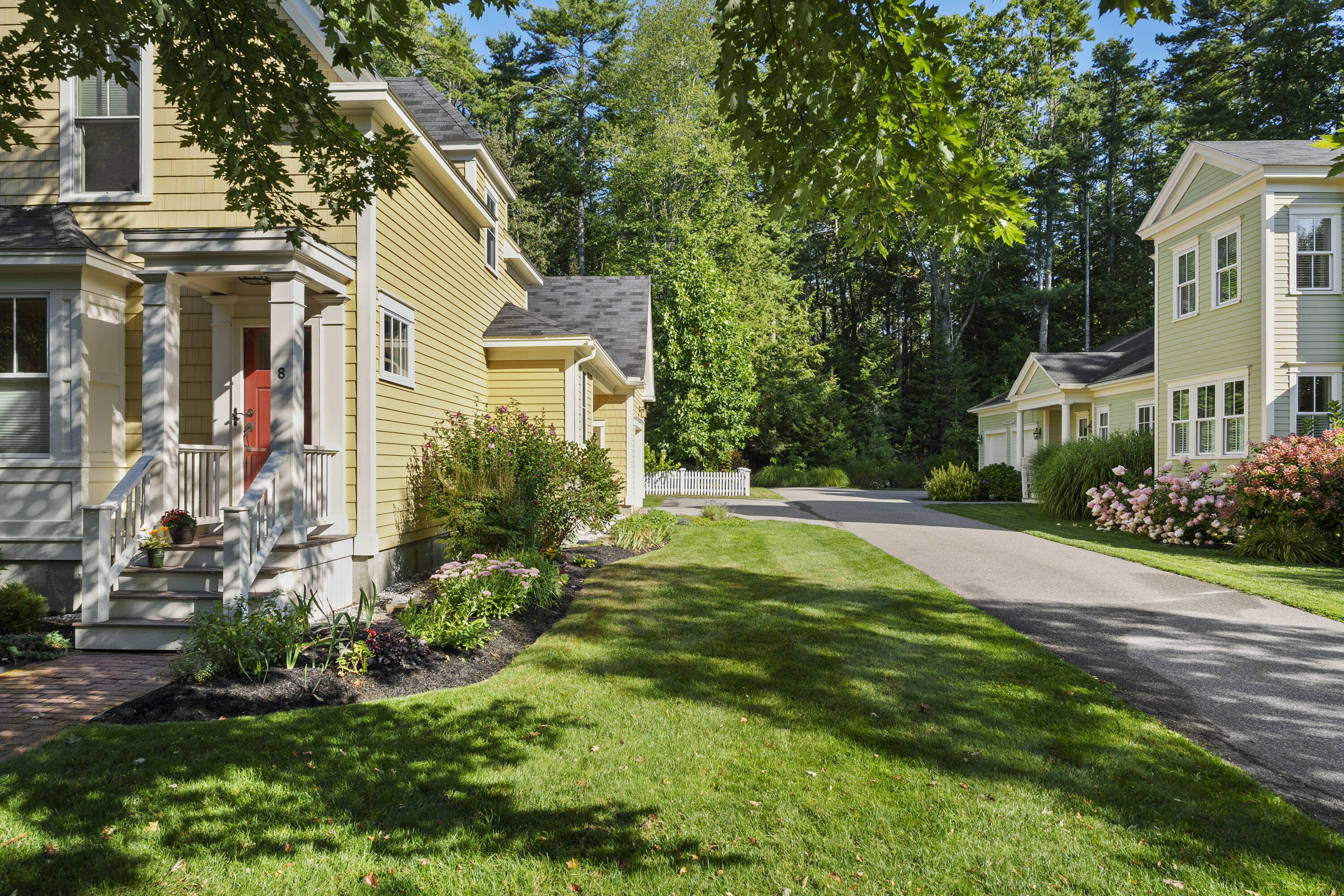 8 Ballantyne Drive