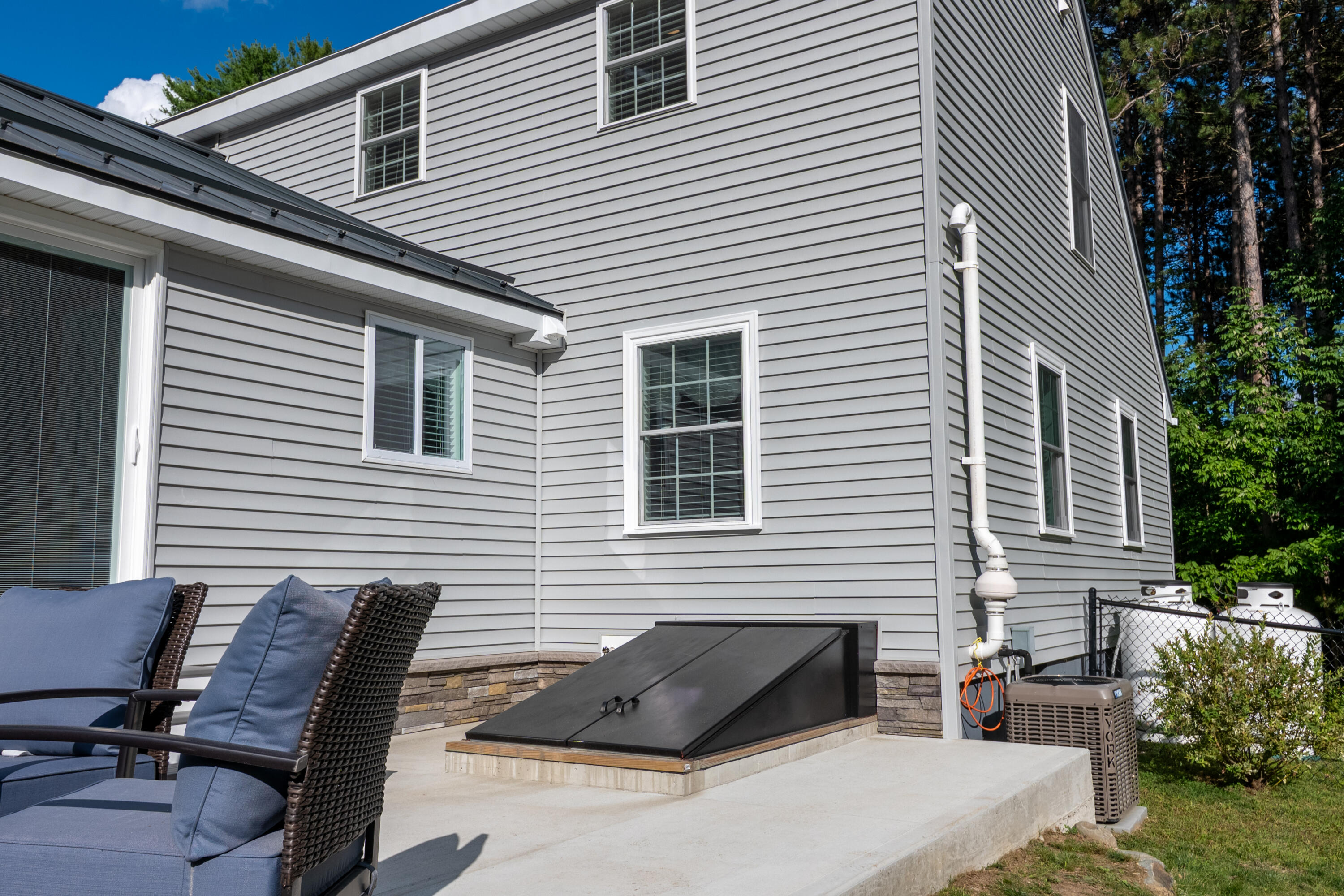 65 Crescent Street