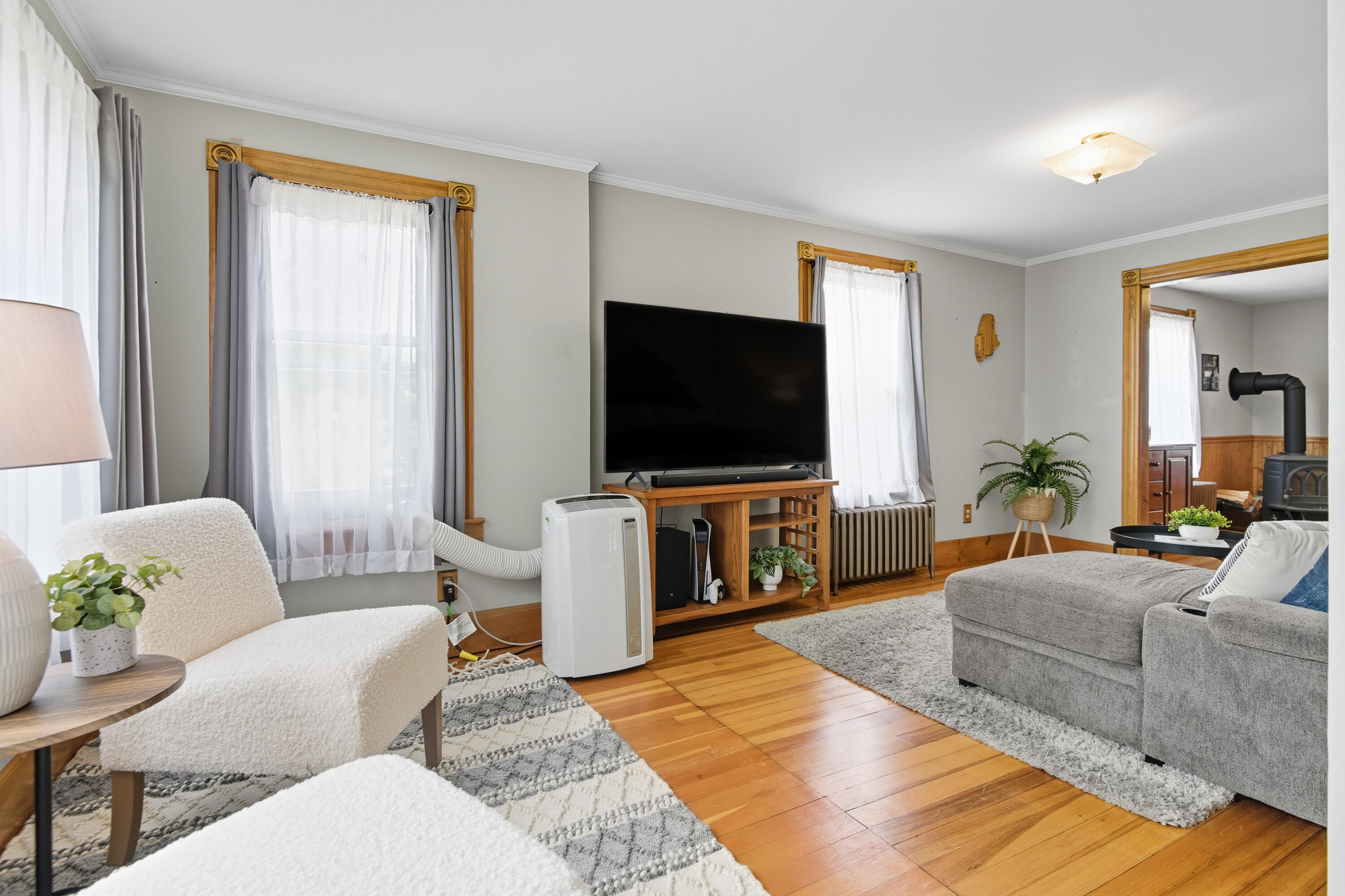 1226 Broadway
