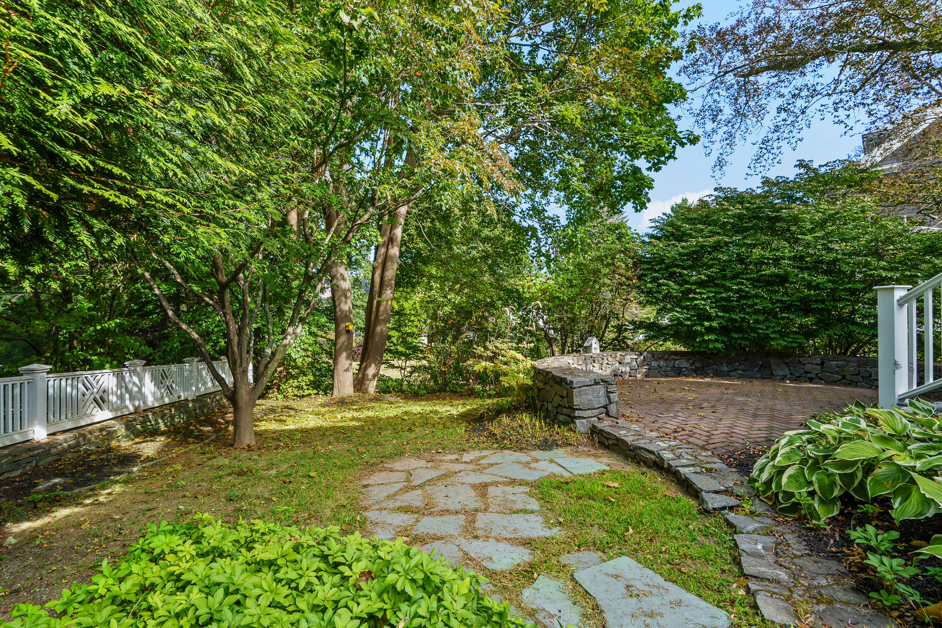 7 Mountain View Road