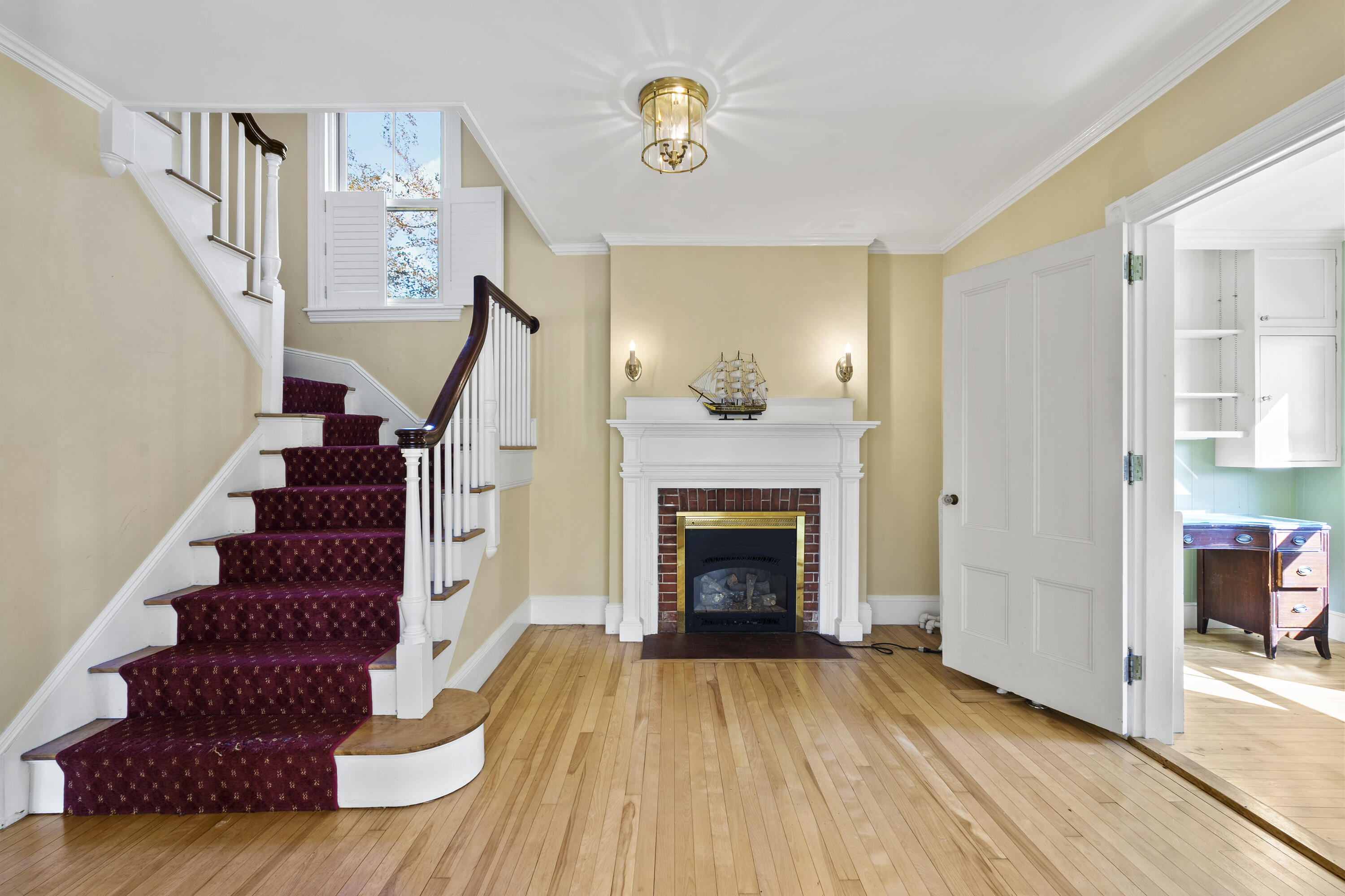 7 Mountain View Road