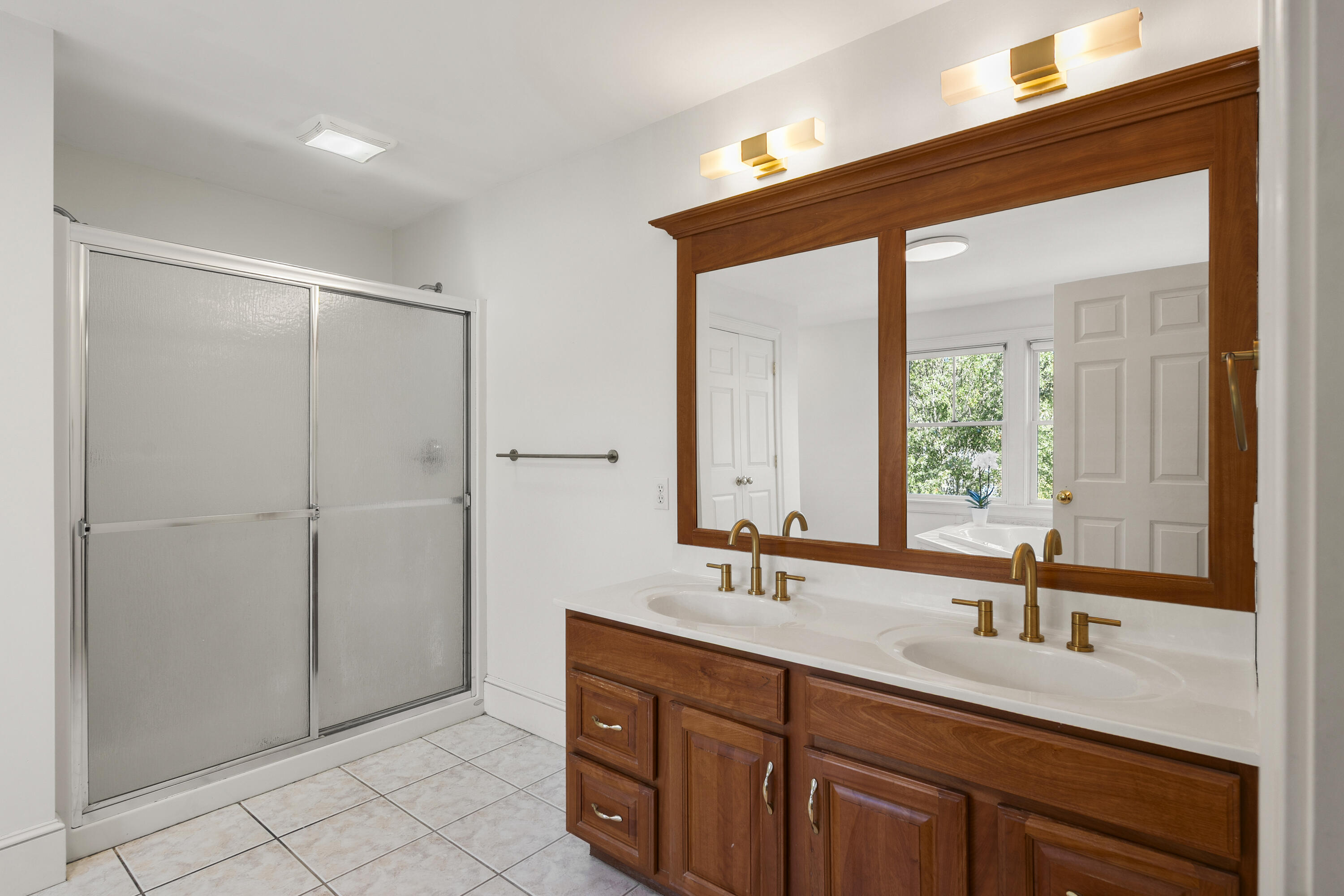 12 Abaco Drive