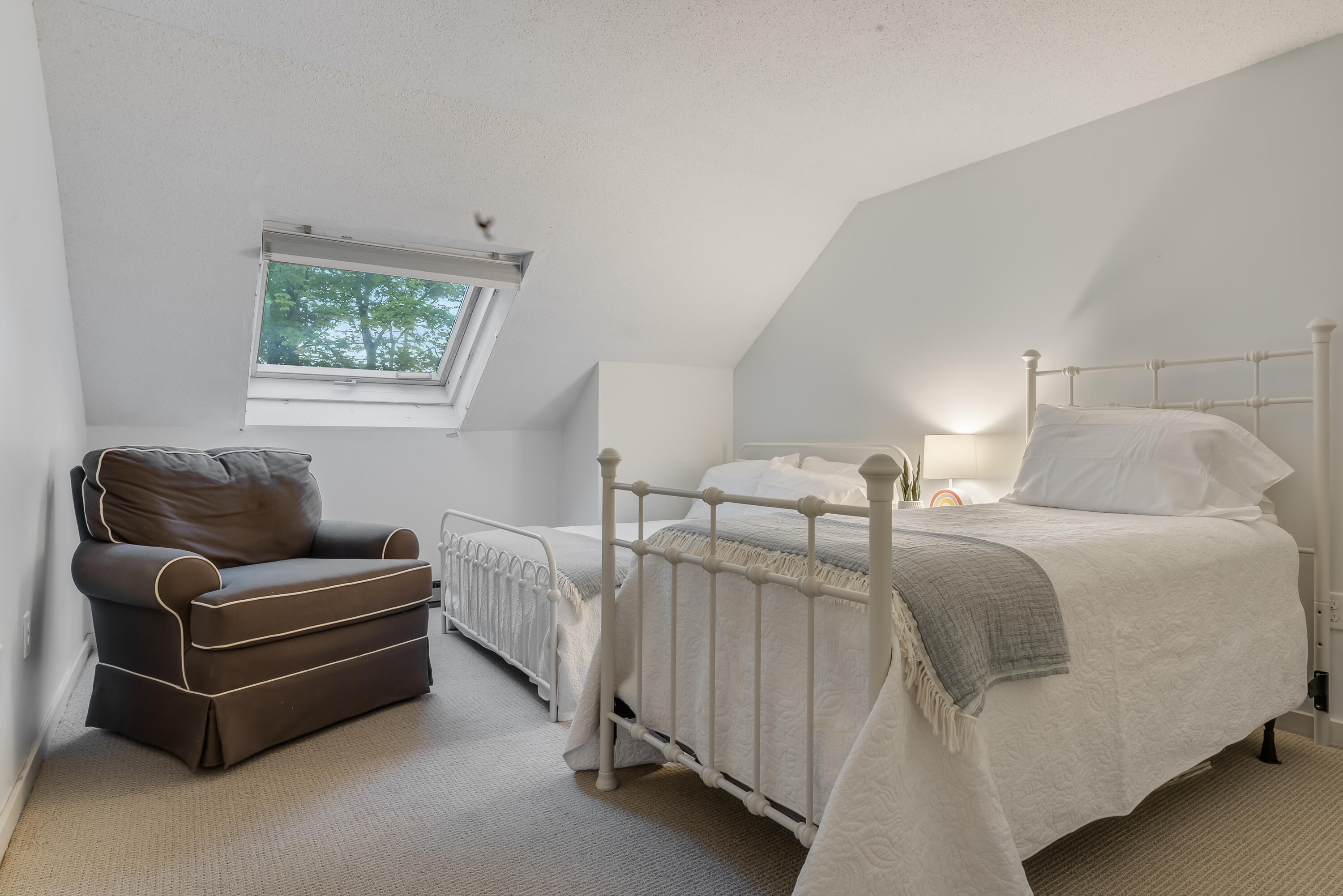 12 Brewster Circle 12