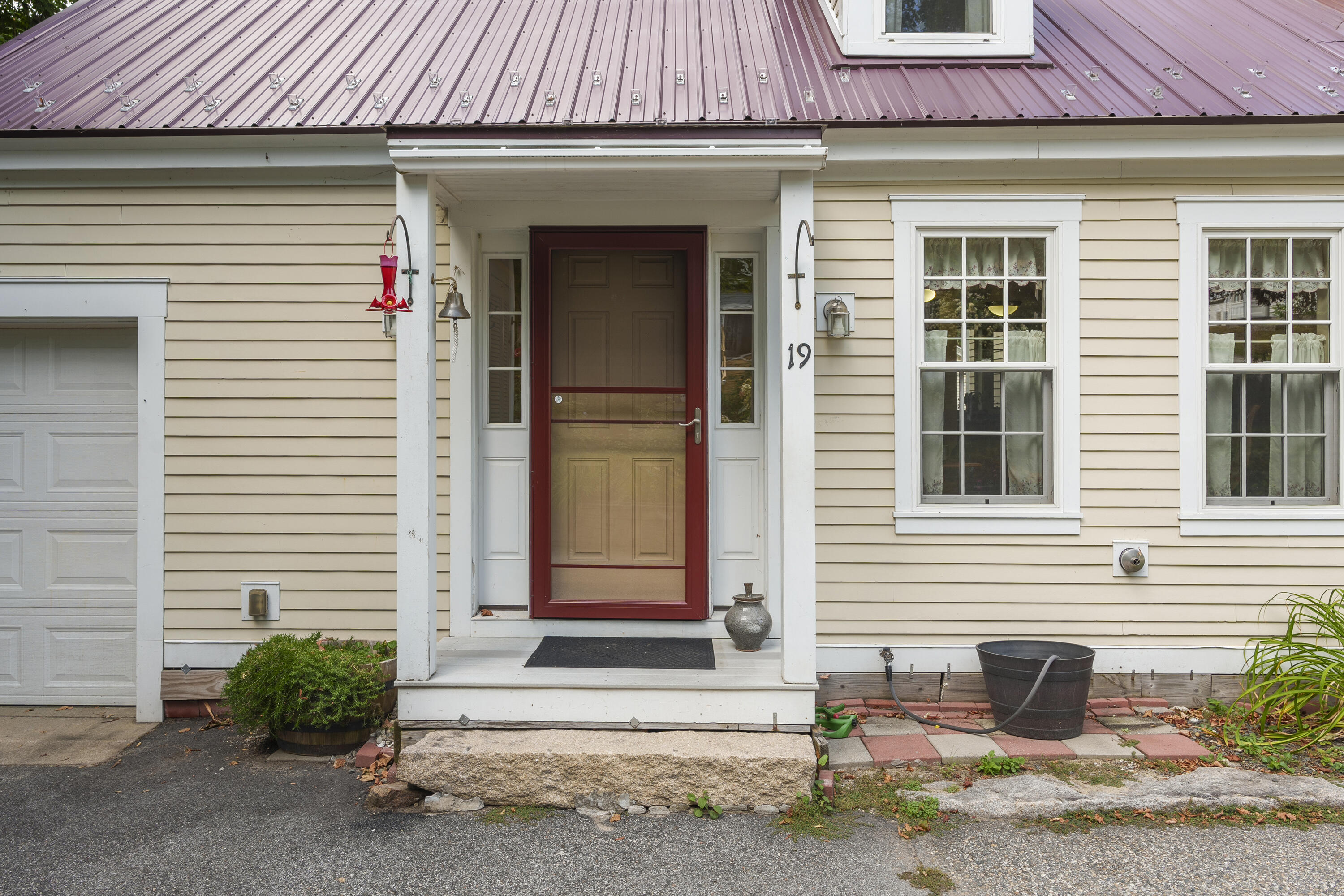 19 Smith Street