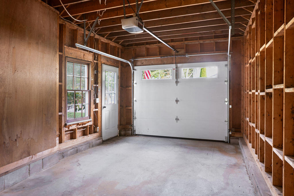 15 Magnolia Drive