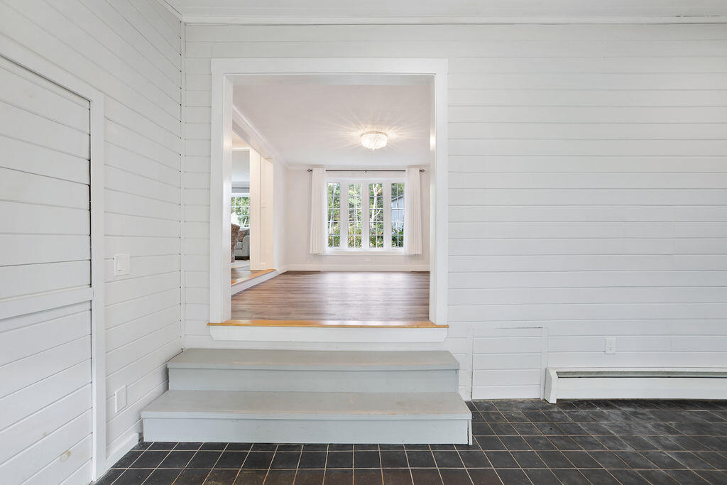 15 Magnolia Drive