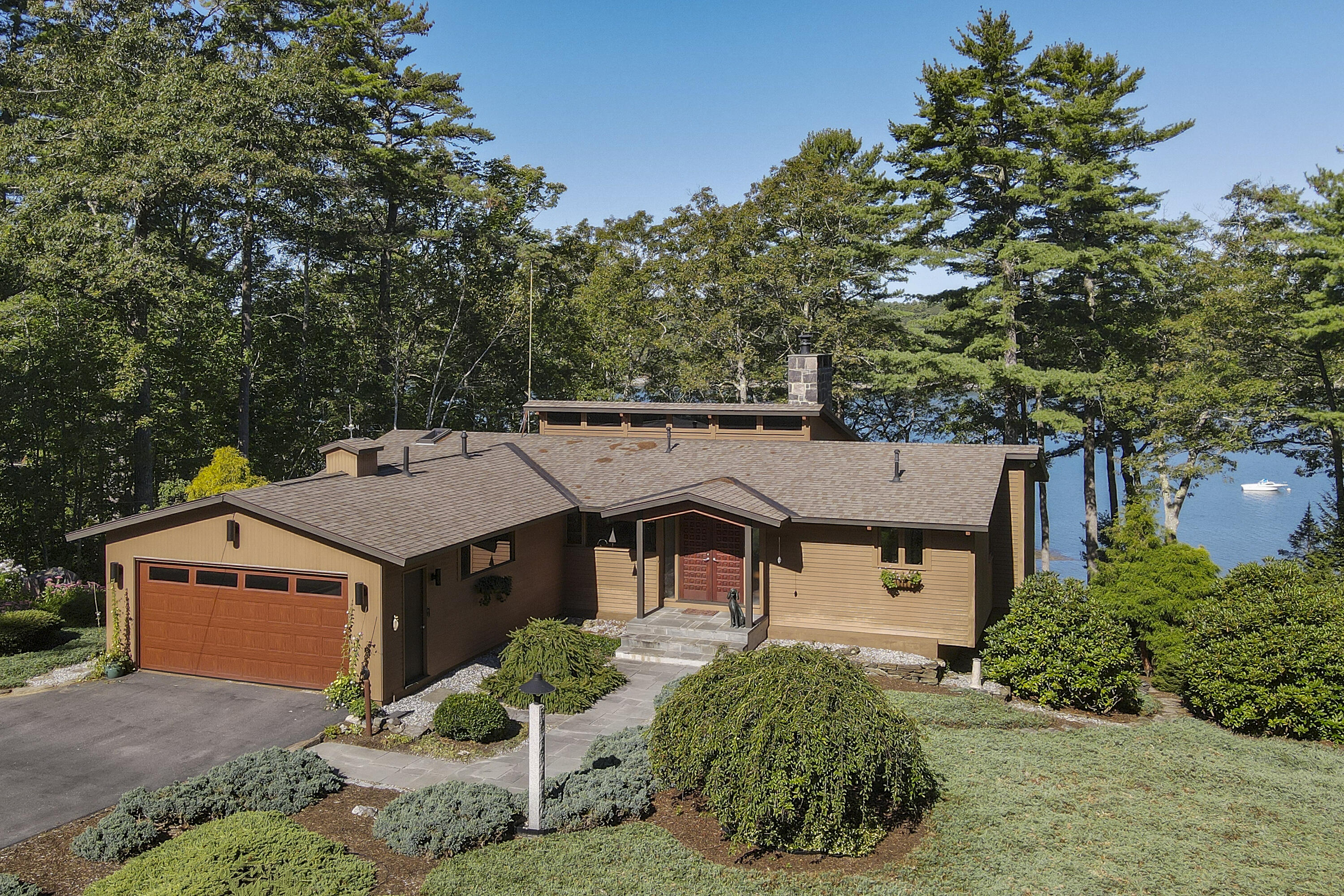 71 Hunters Landing Road