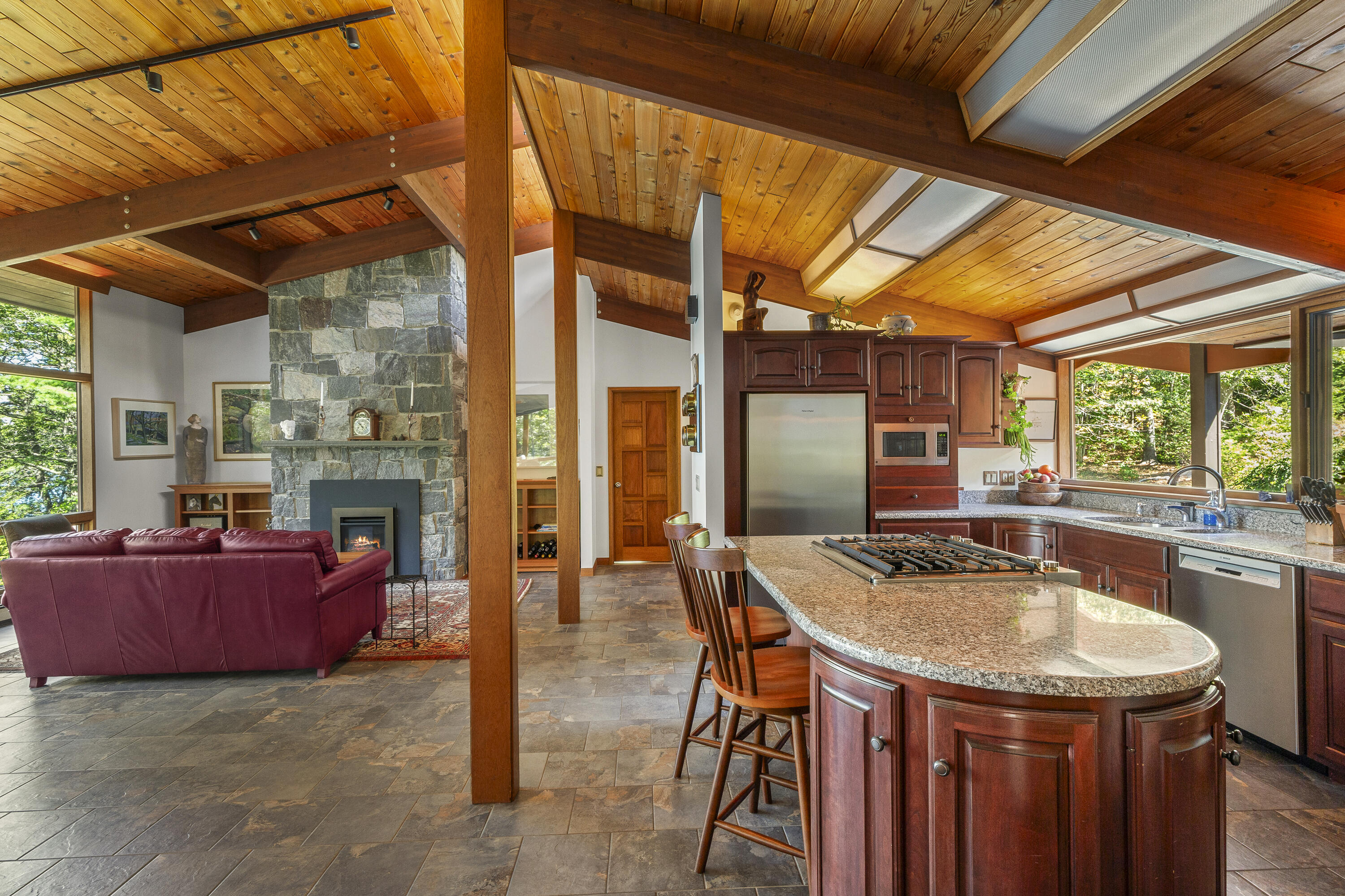 71 Hunters Landing Road