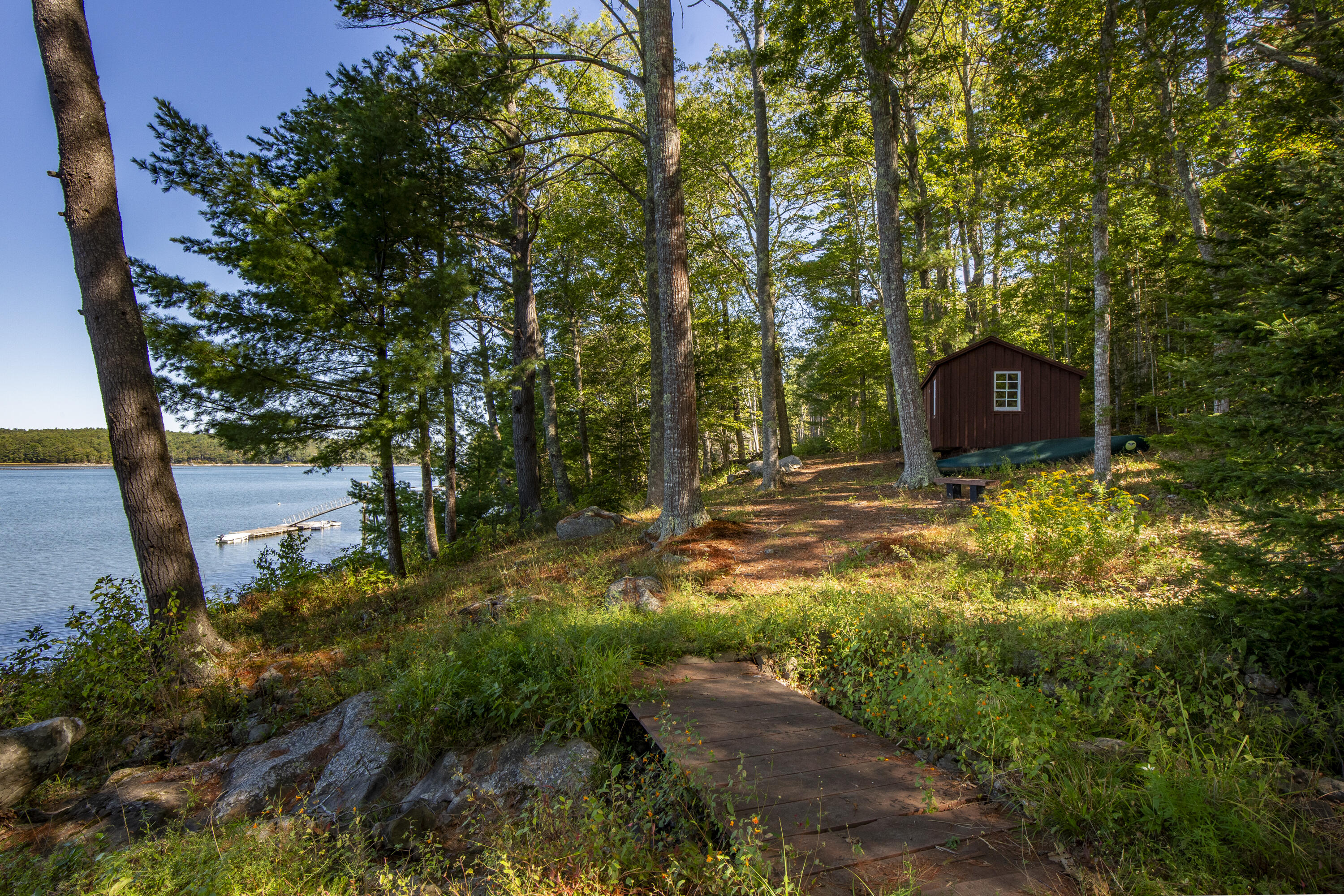 71 Hunters Landing Road