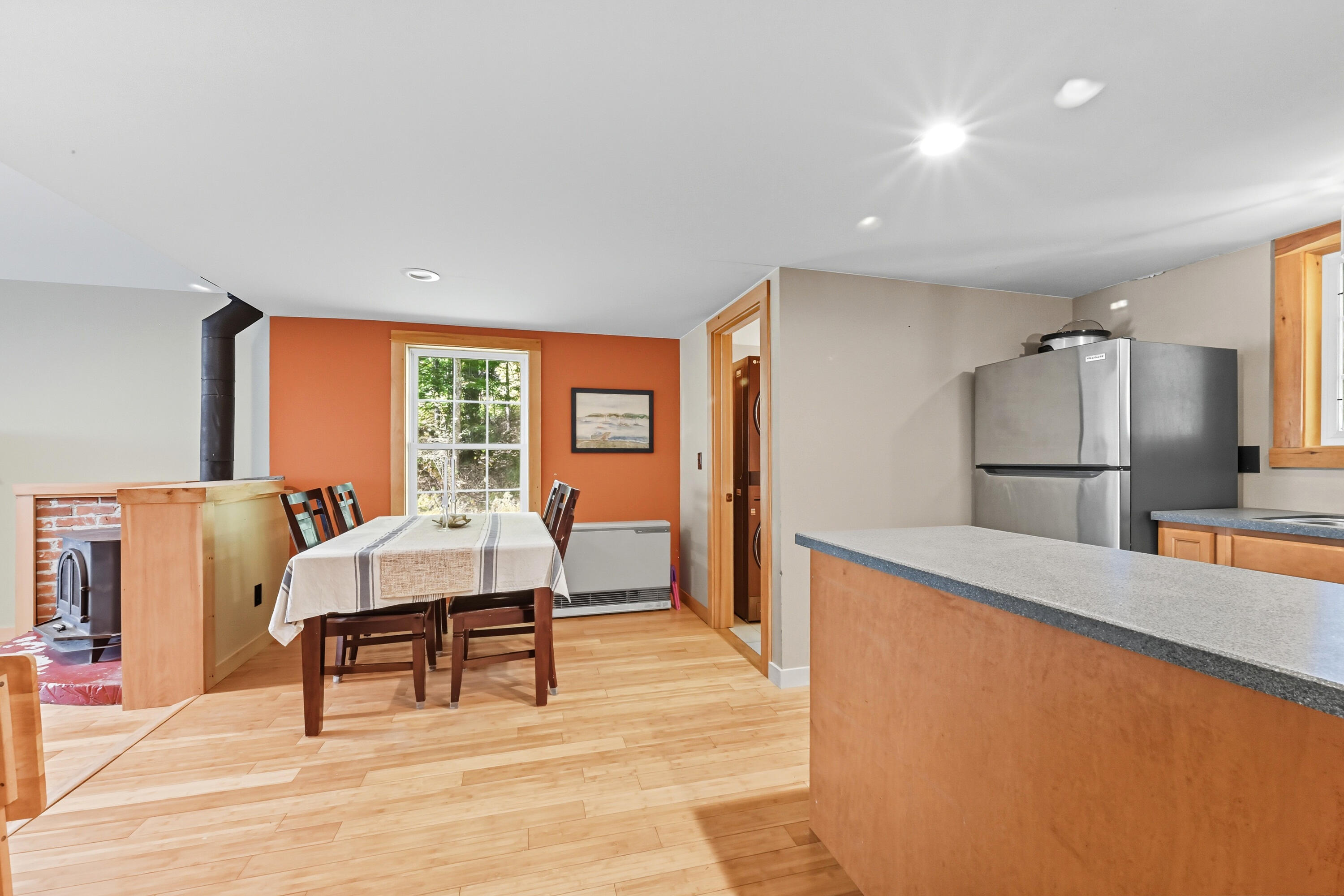 1015 Round House Road