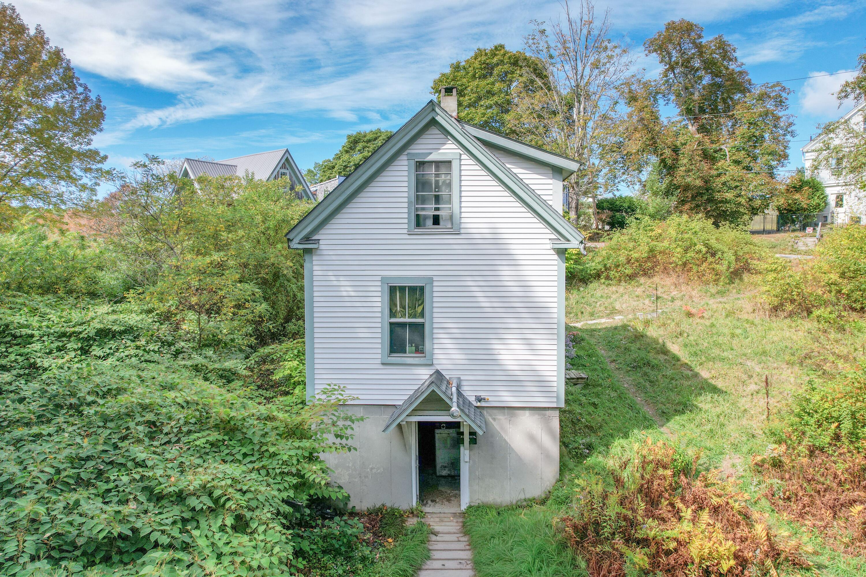 28 Central Street