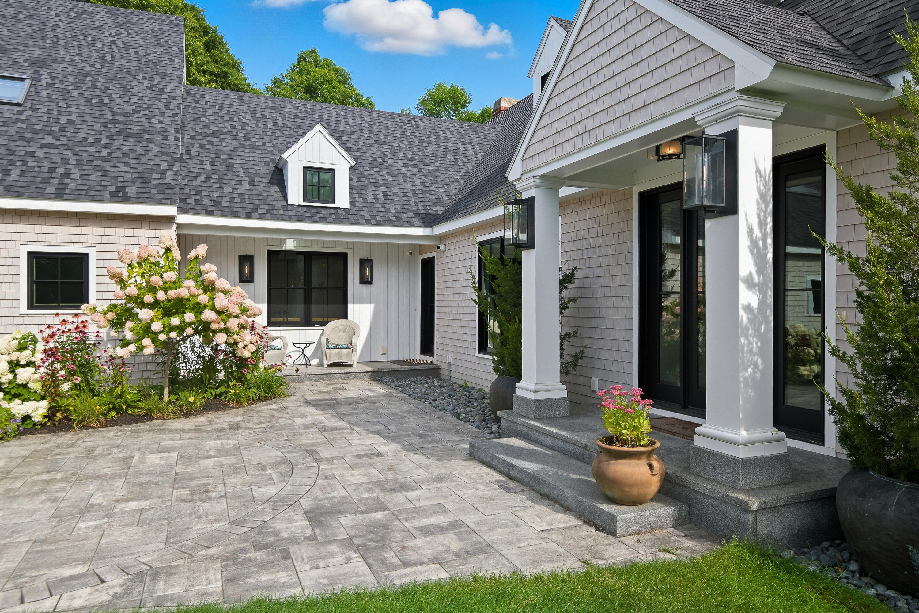 10 Elm Drive