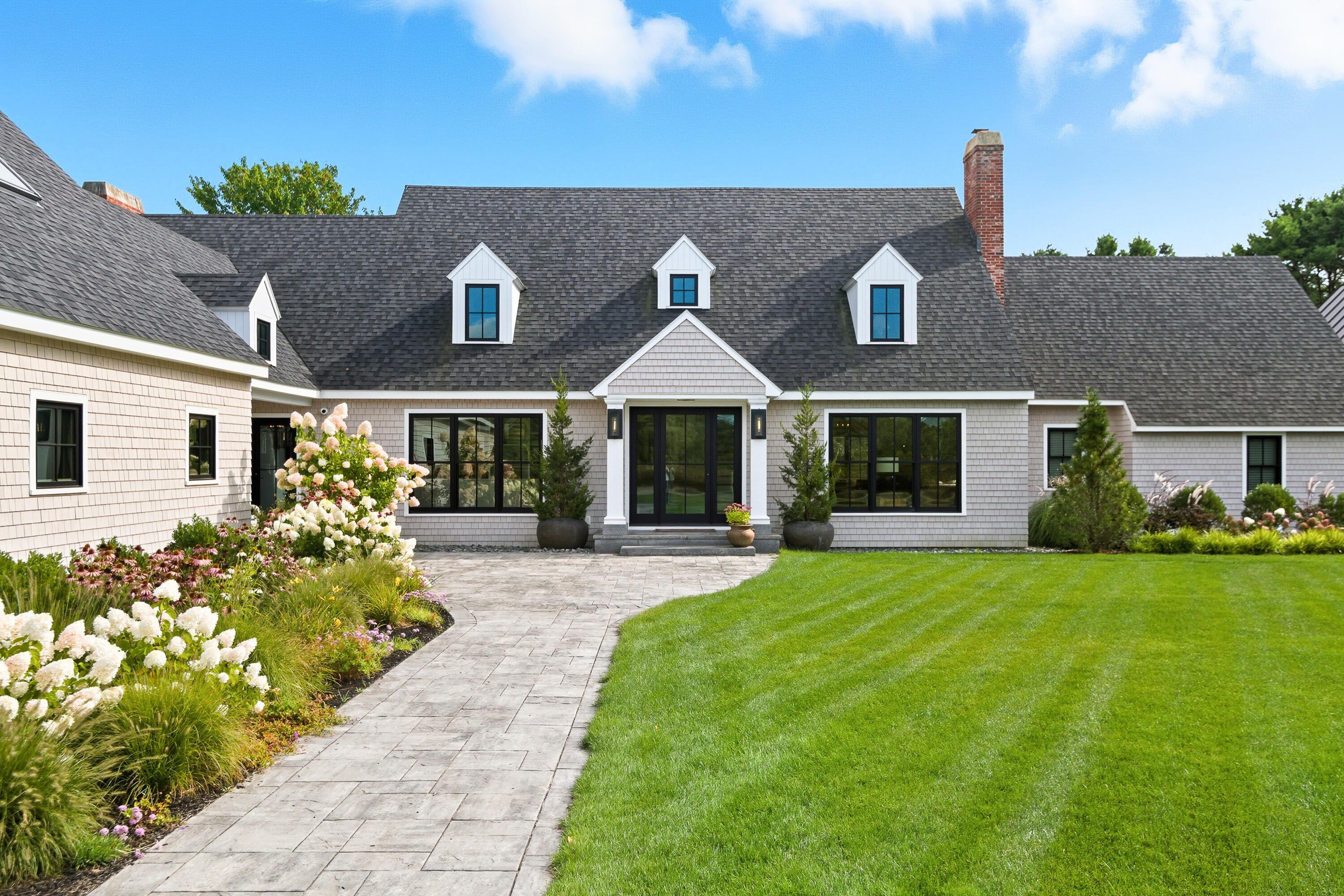 10 Elm Drive