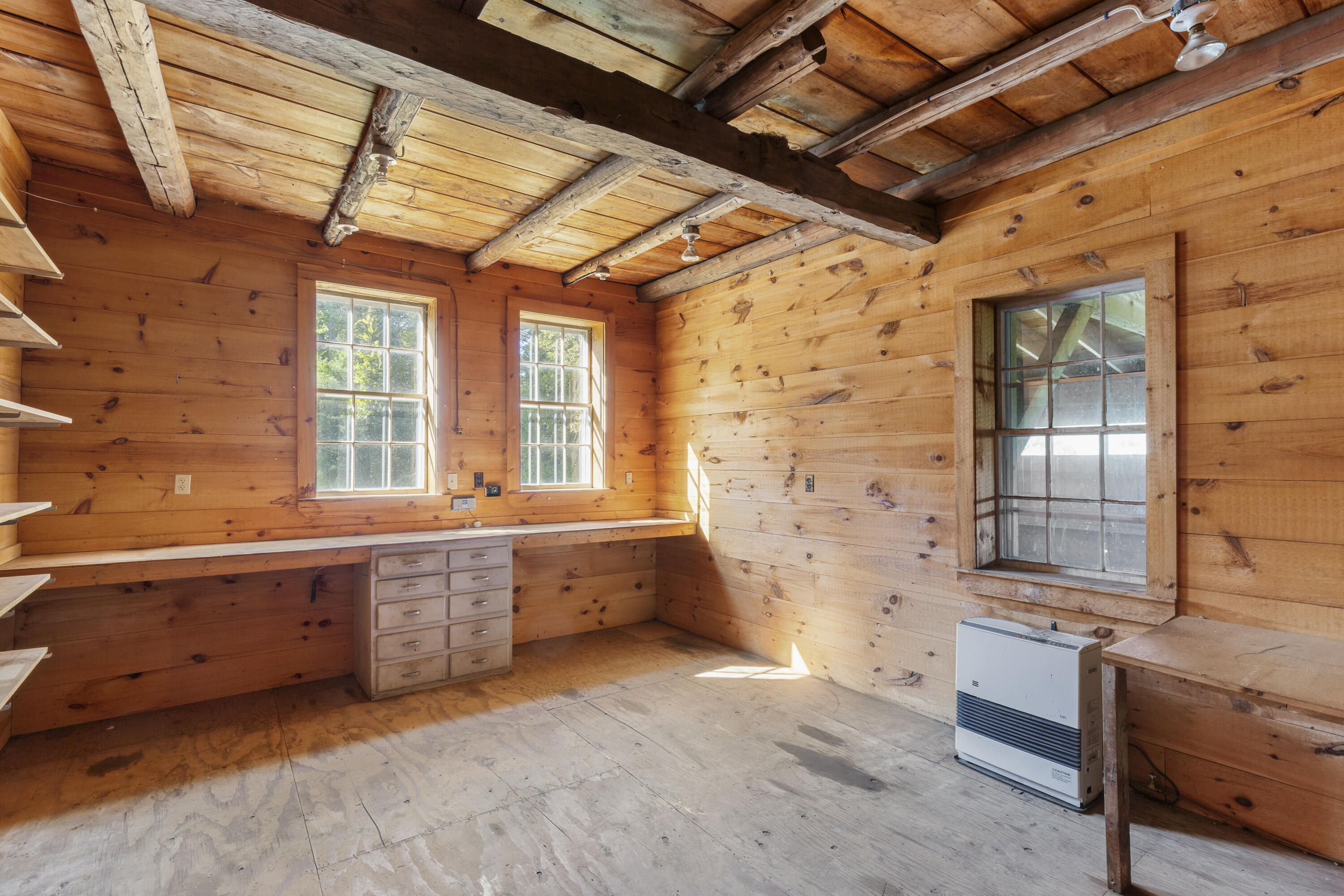 708 River Road