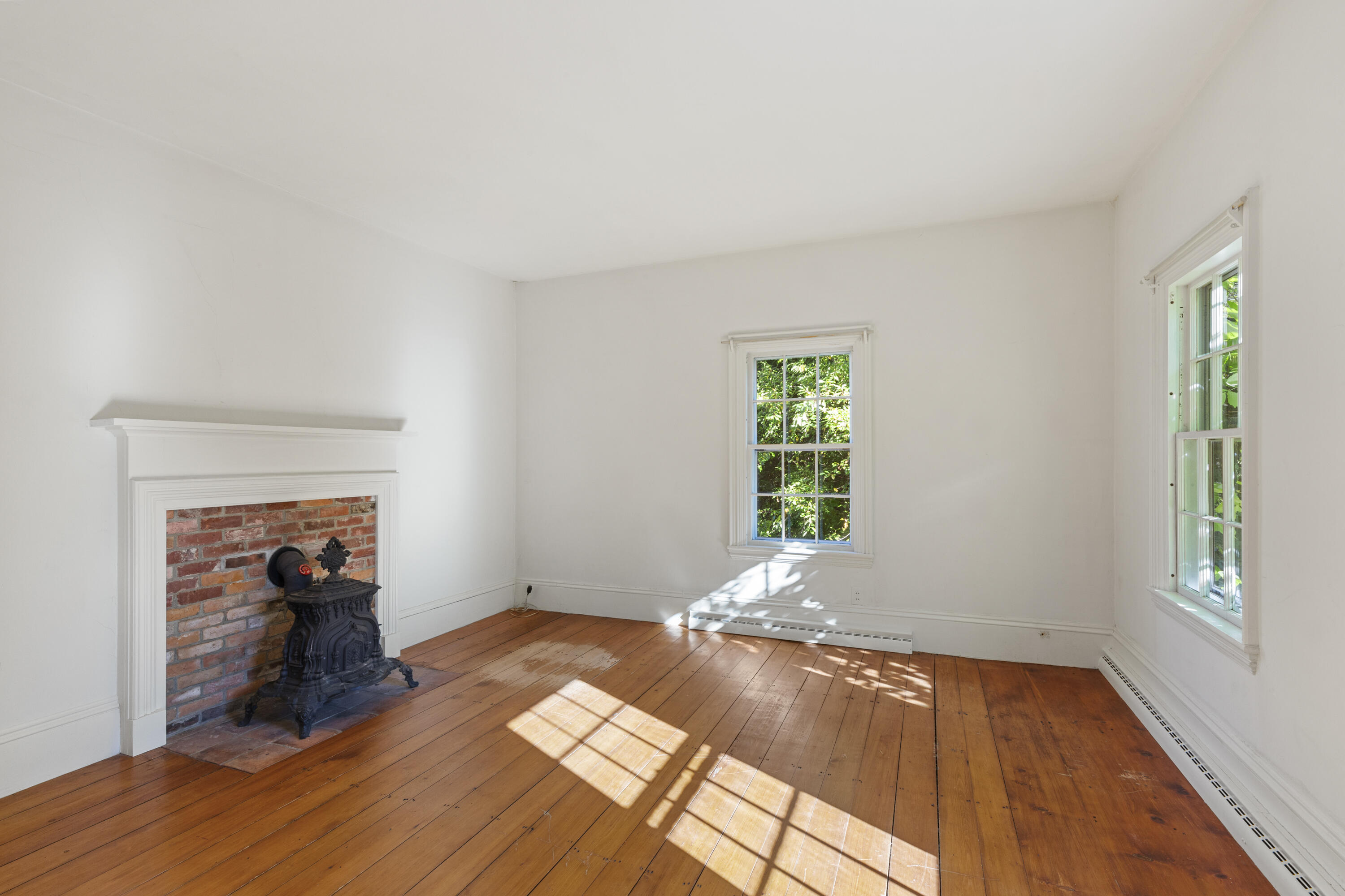 708 River Road