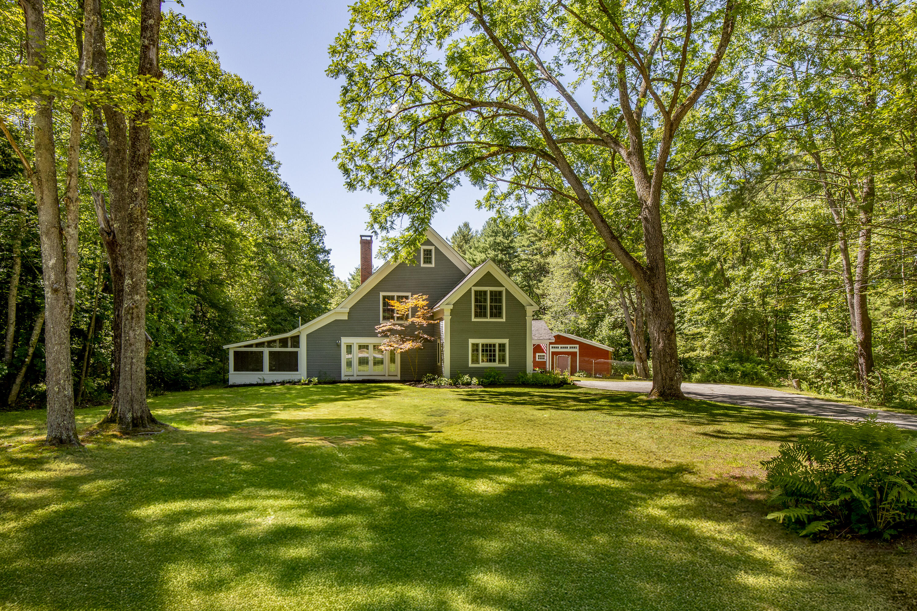 81 Desert Road