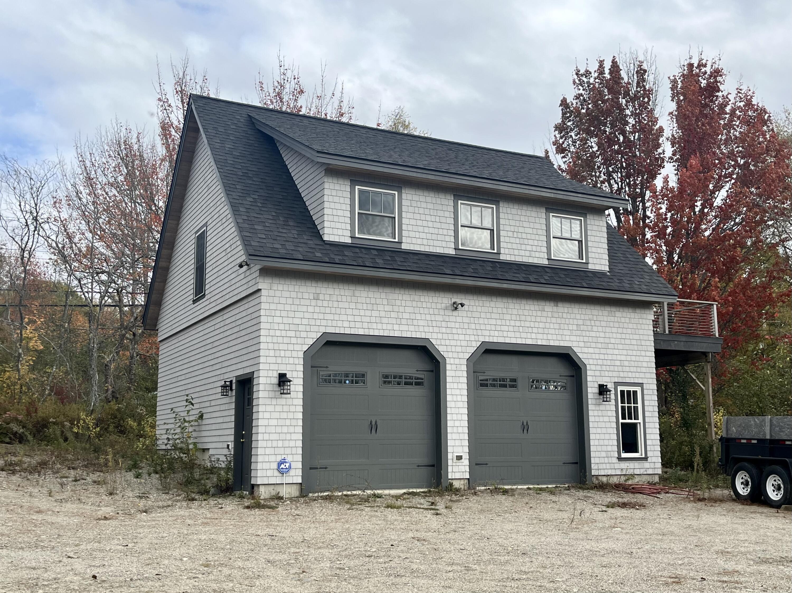 561 Bayside Road