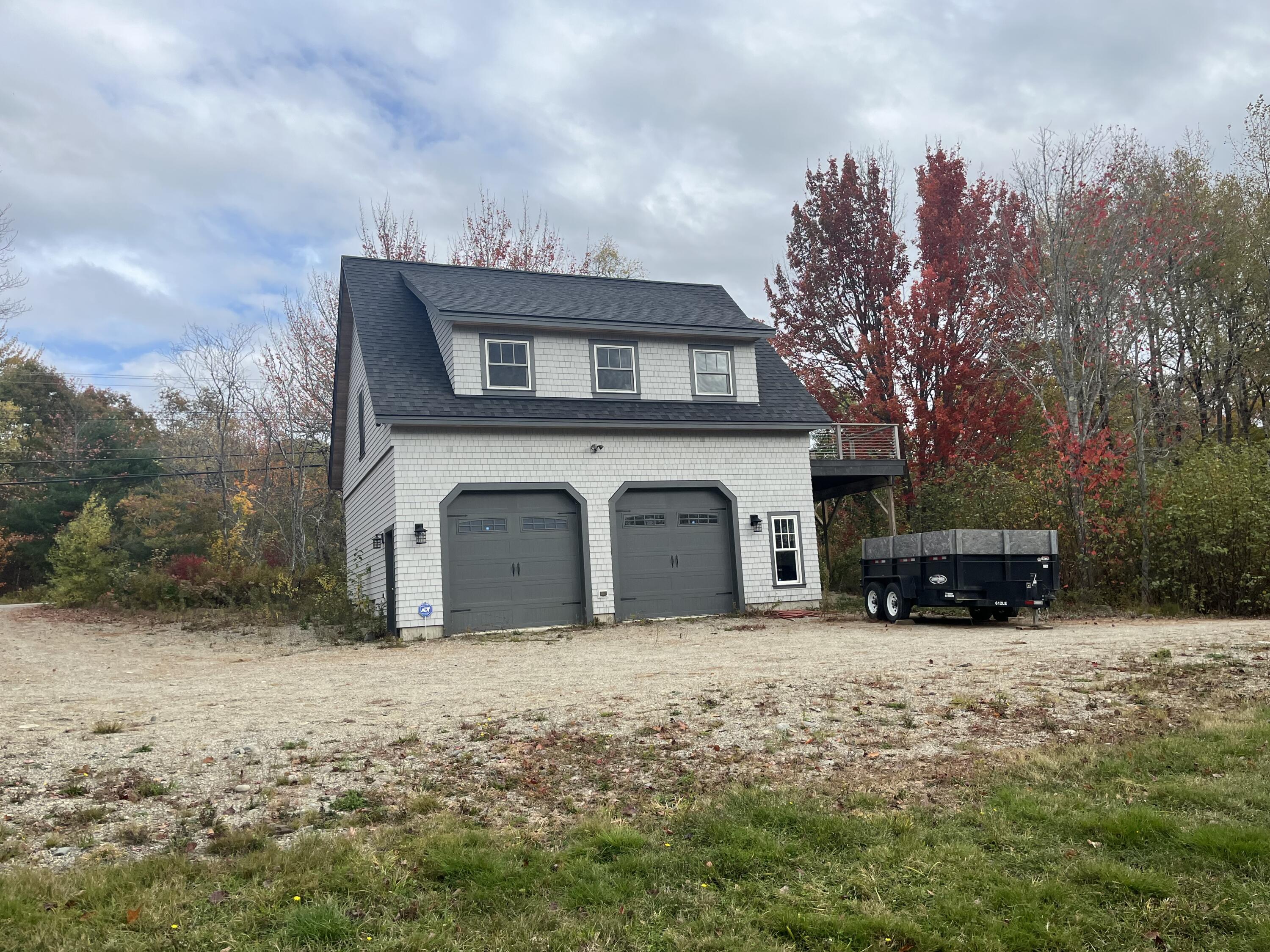 561 Bayside Road