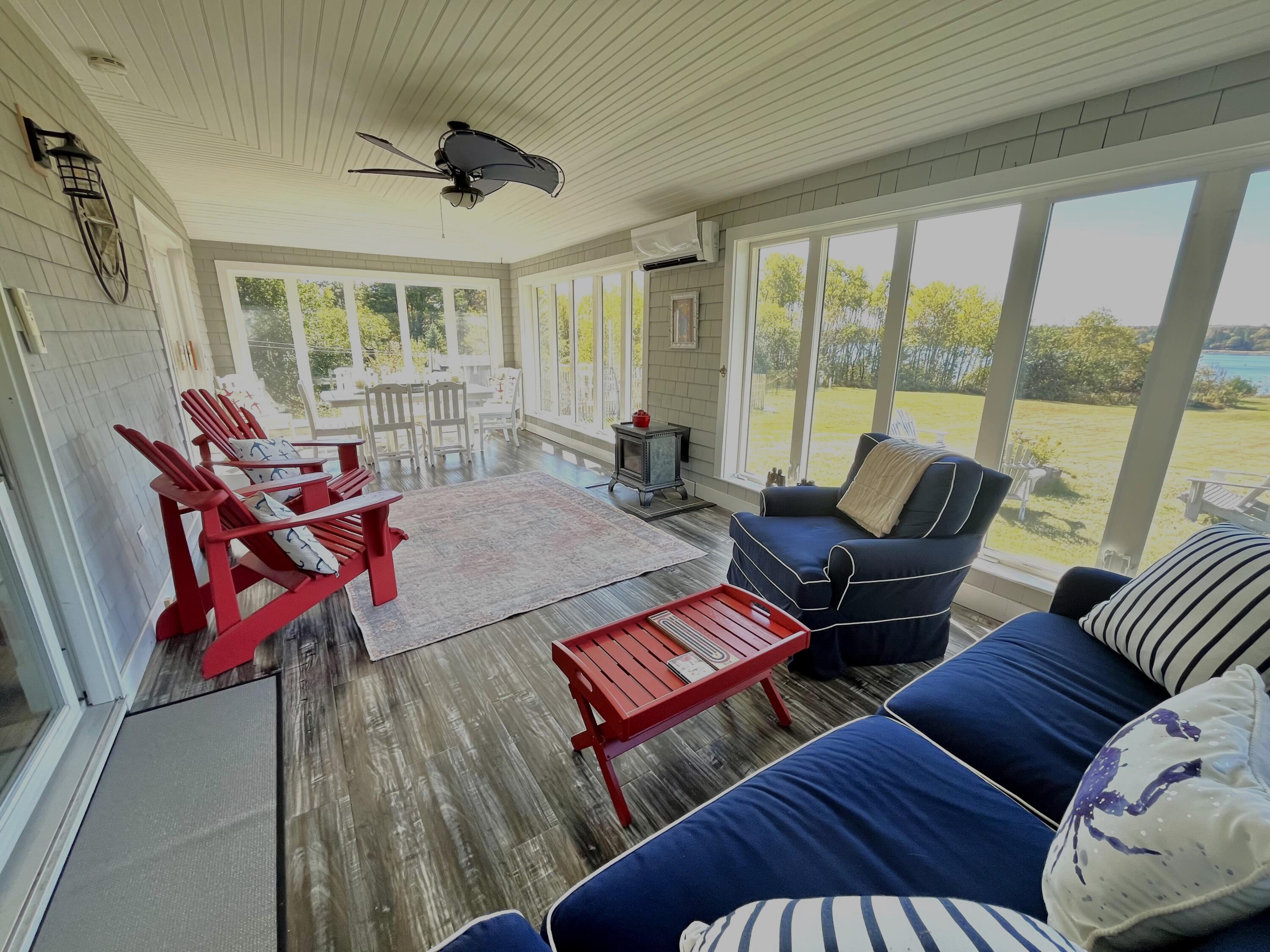 561 Bayside Road