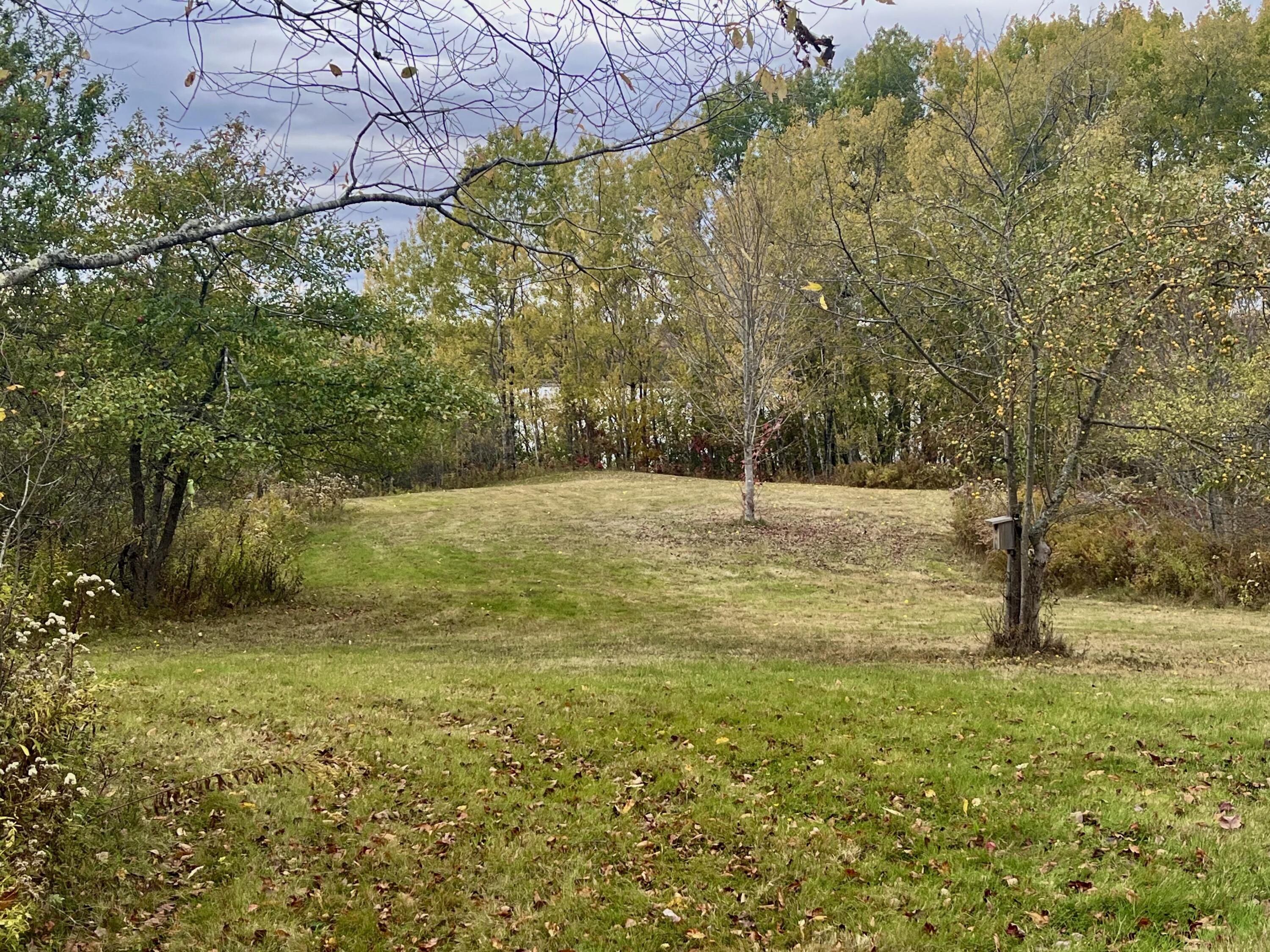 561 Bayside Road