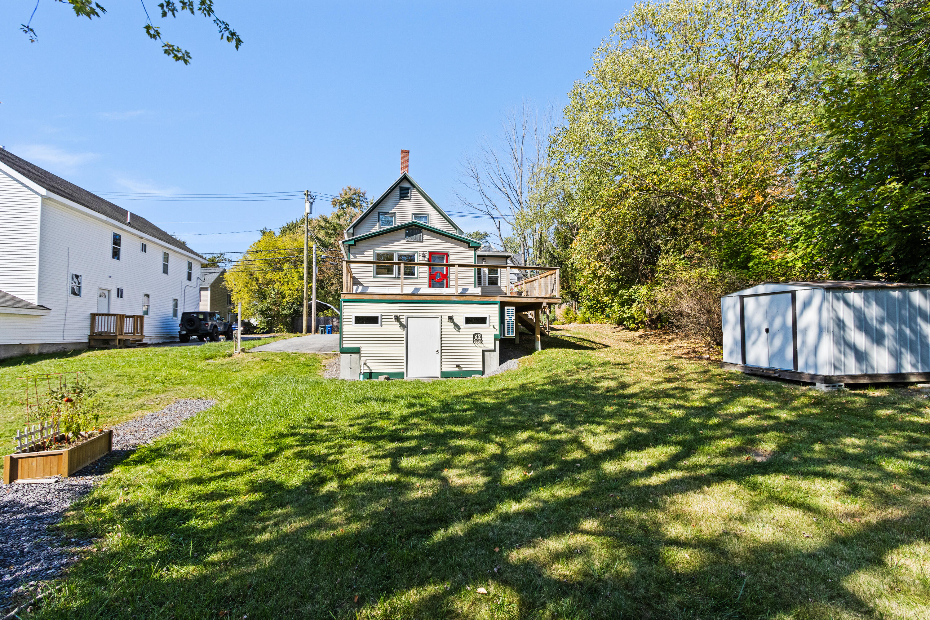96 Brackett Street
