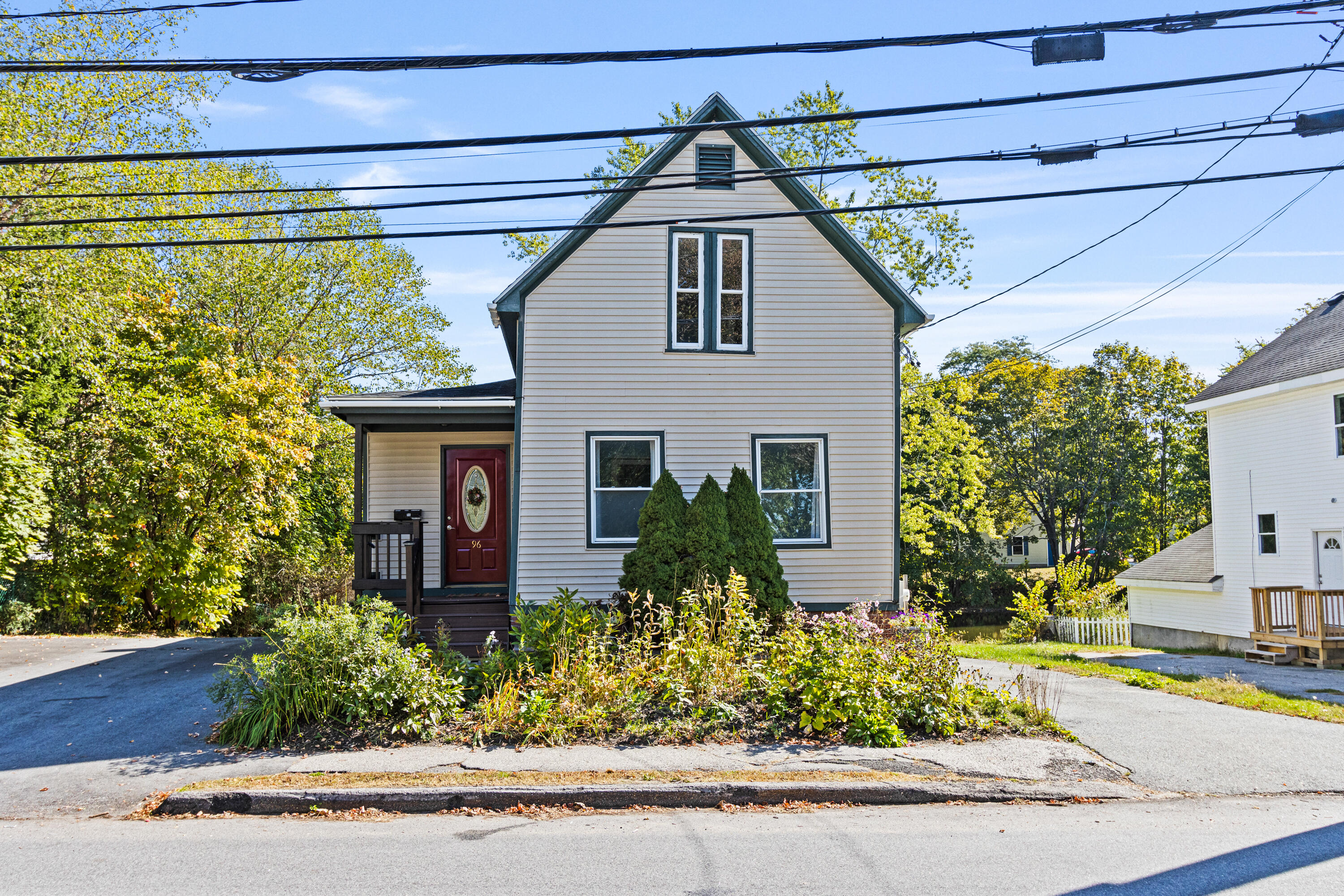 96 Brackett Street