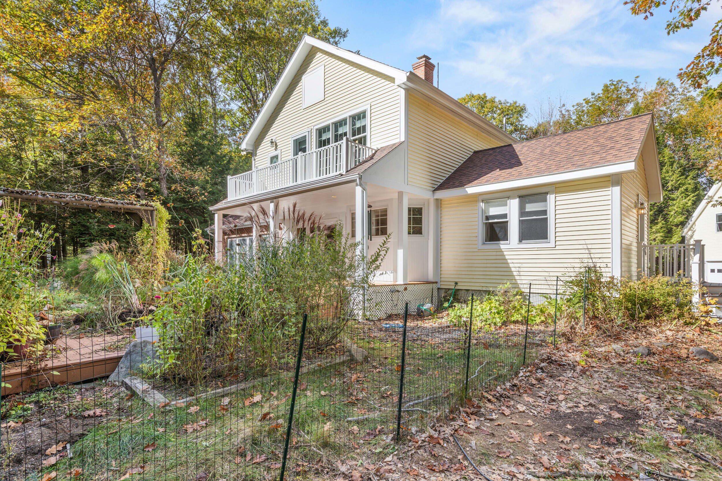 28 Oak Hill Drive