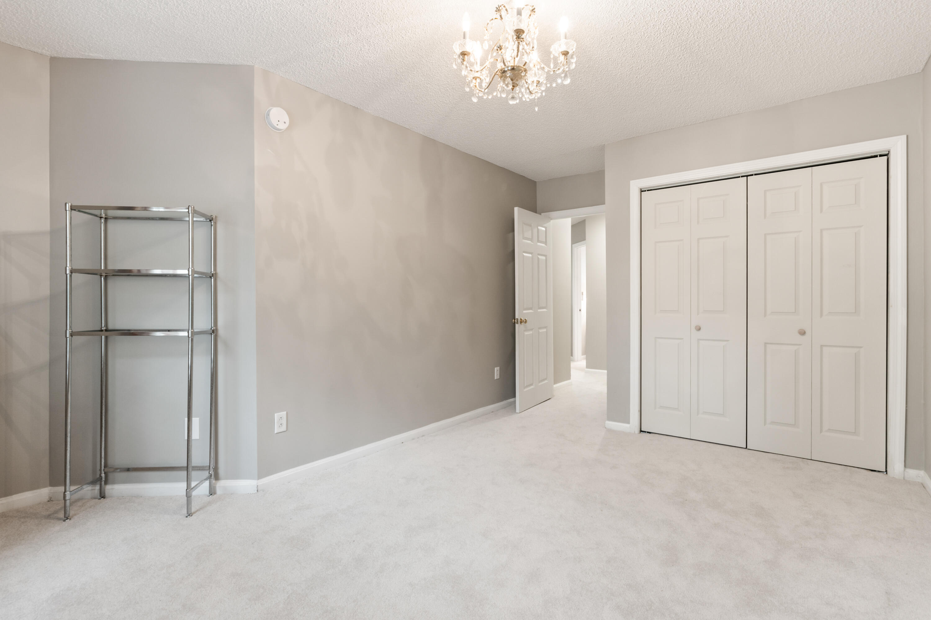 9 Ledges Court 9
