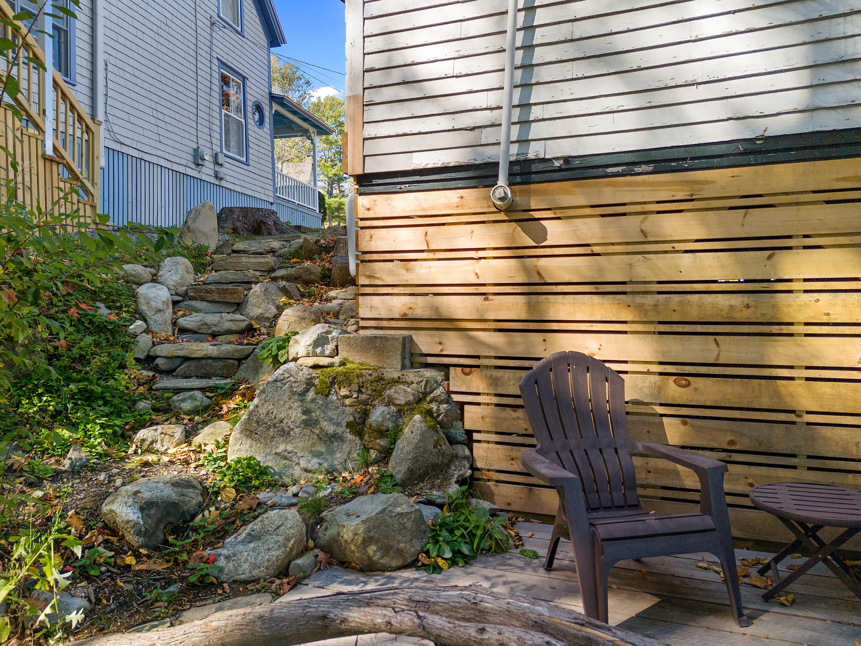 2 Bayview Park