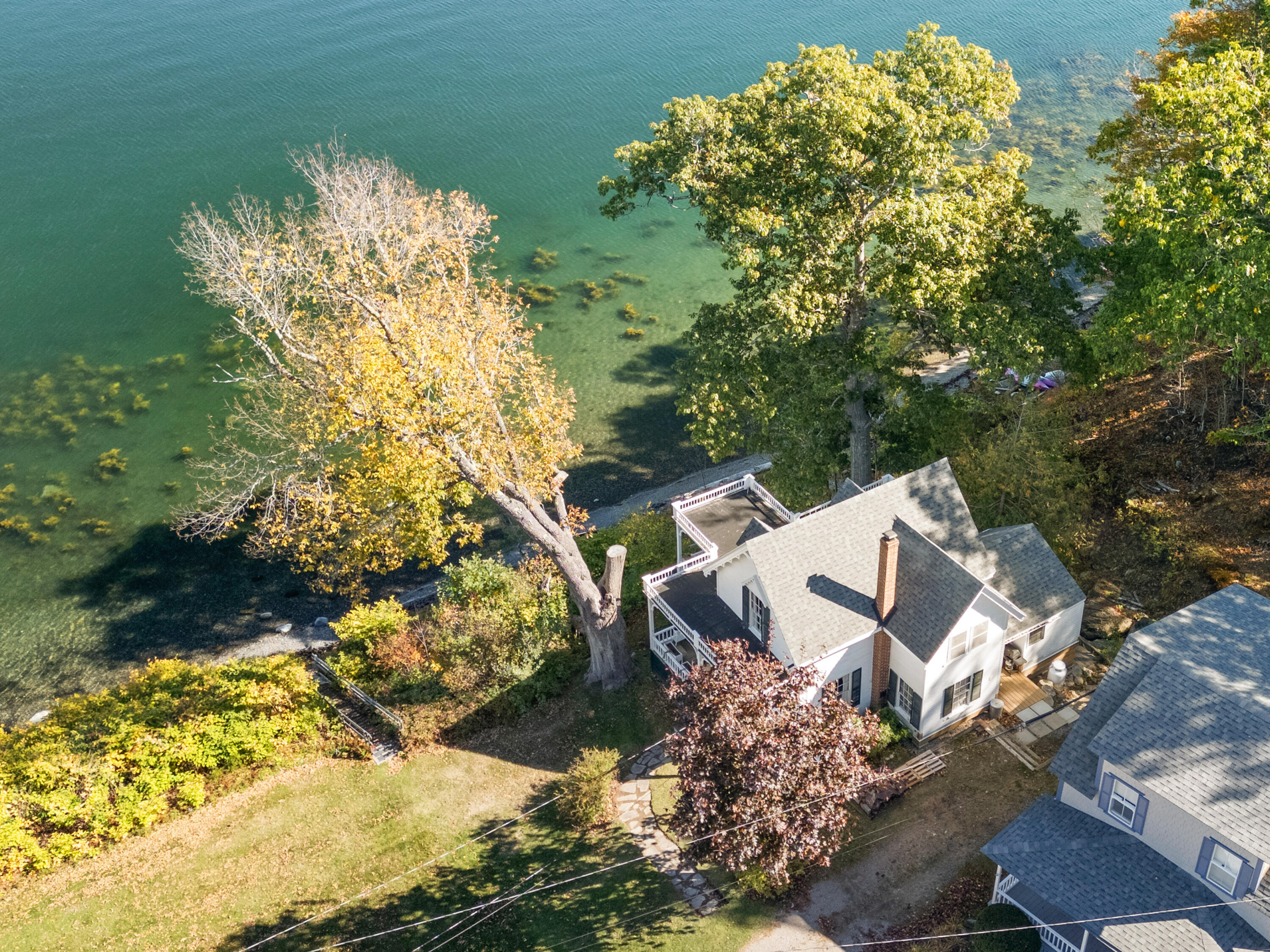 2 Bayview Park