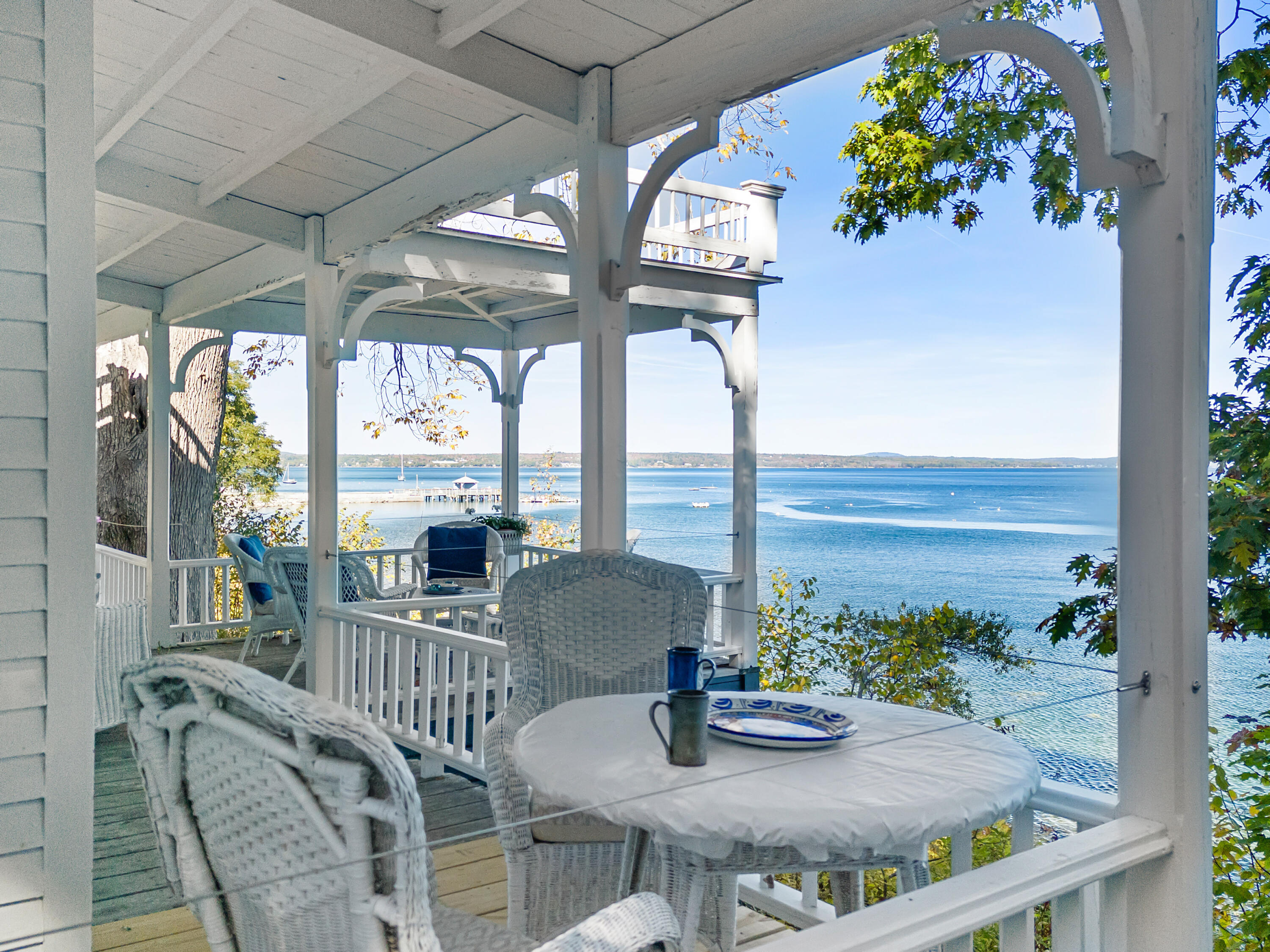 2 Bayview Park