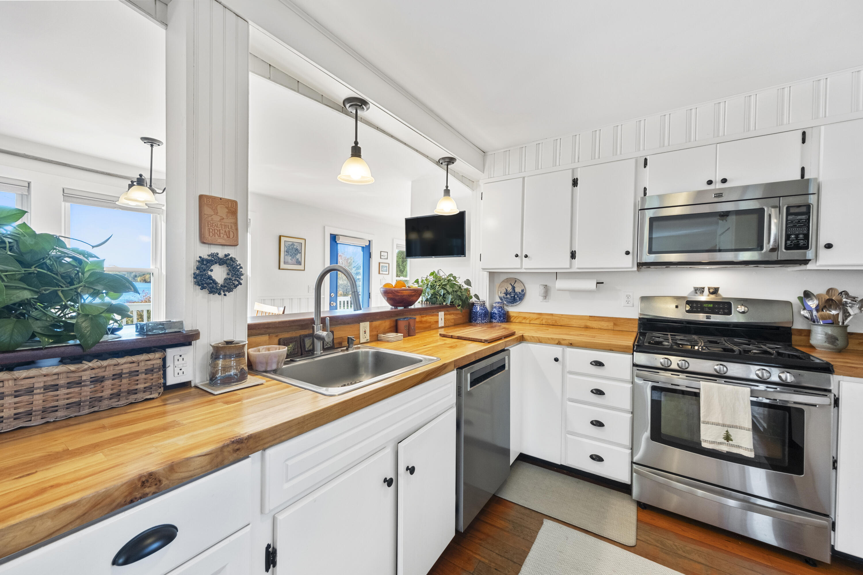 693 Wiscasset Road