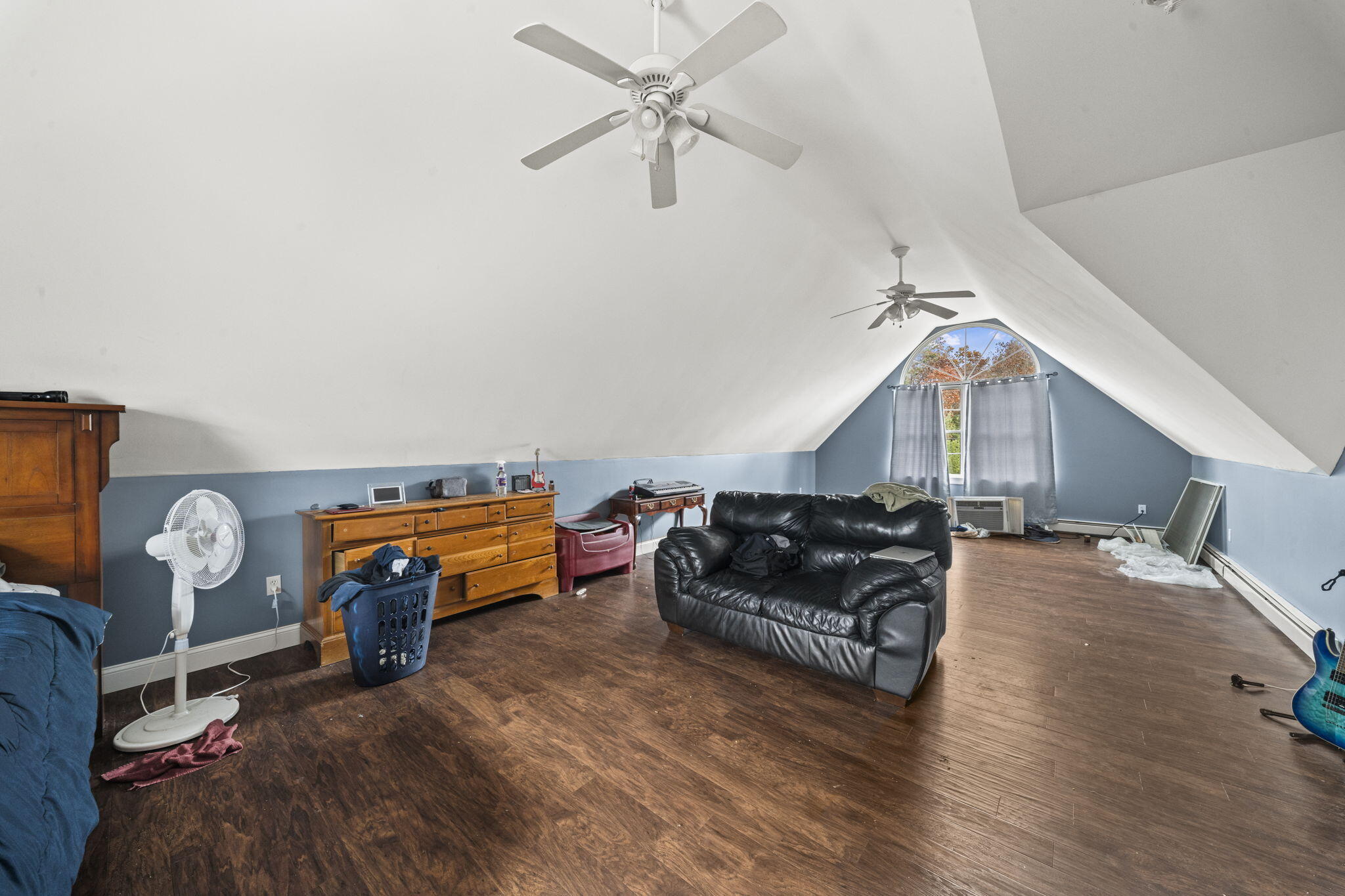 272 Broadturn Road