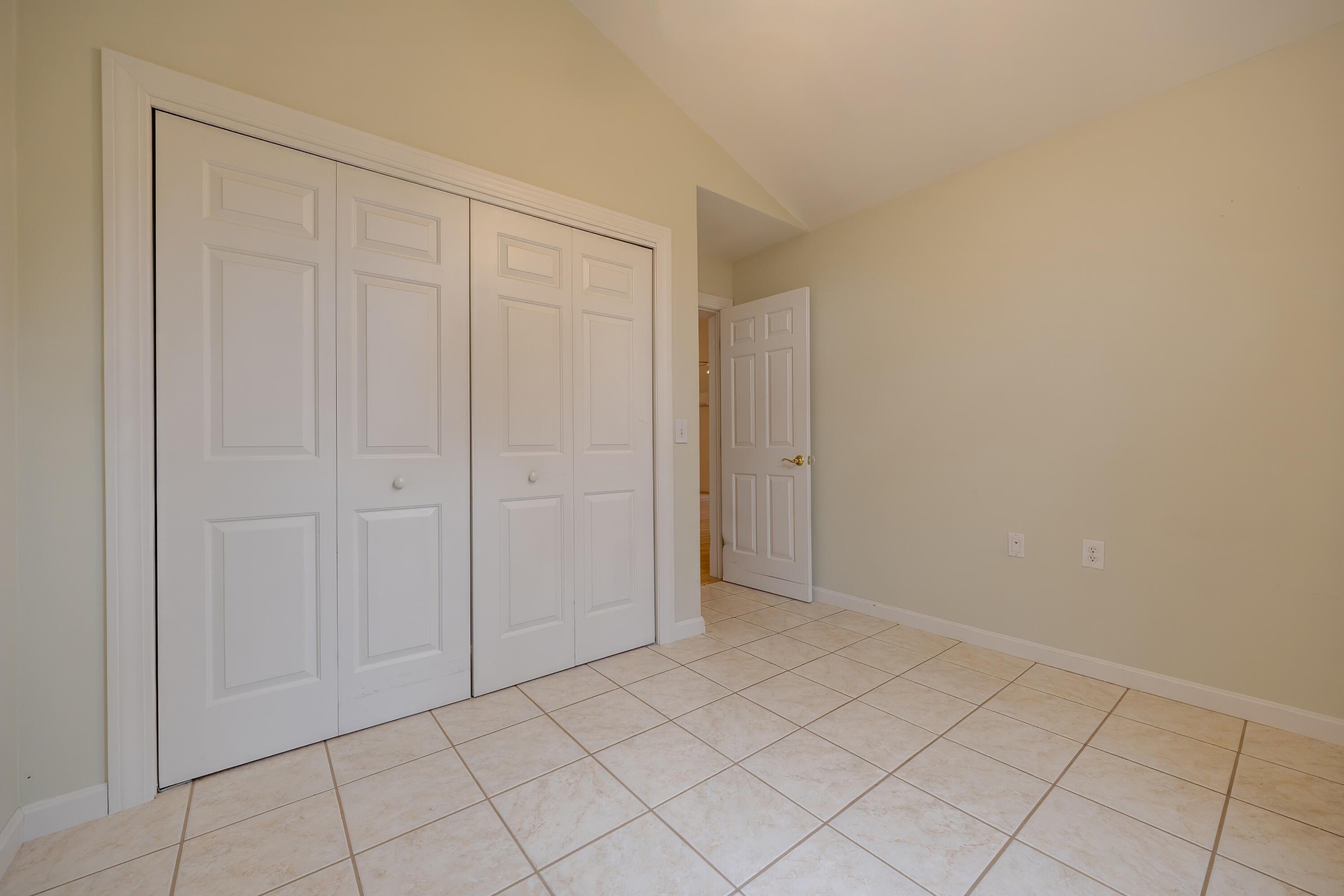 40 Ridgeway Drive
