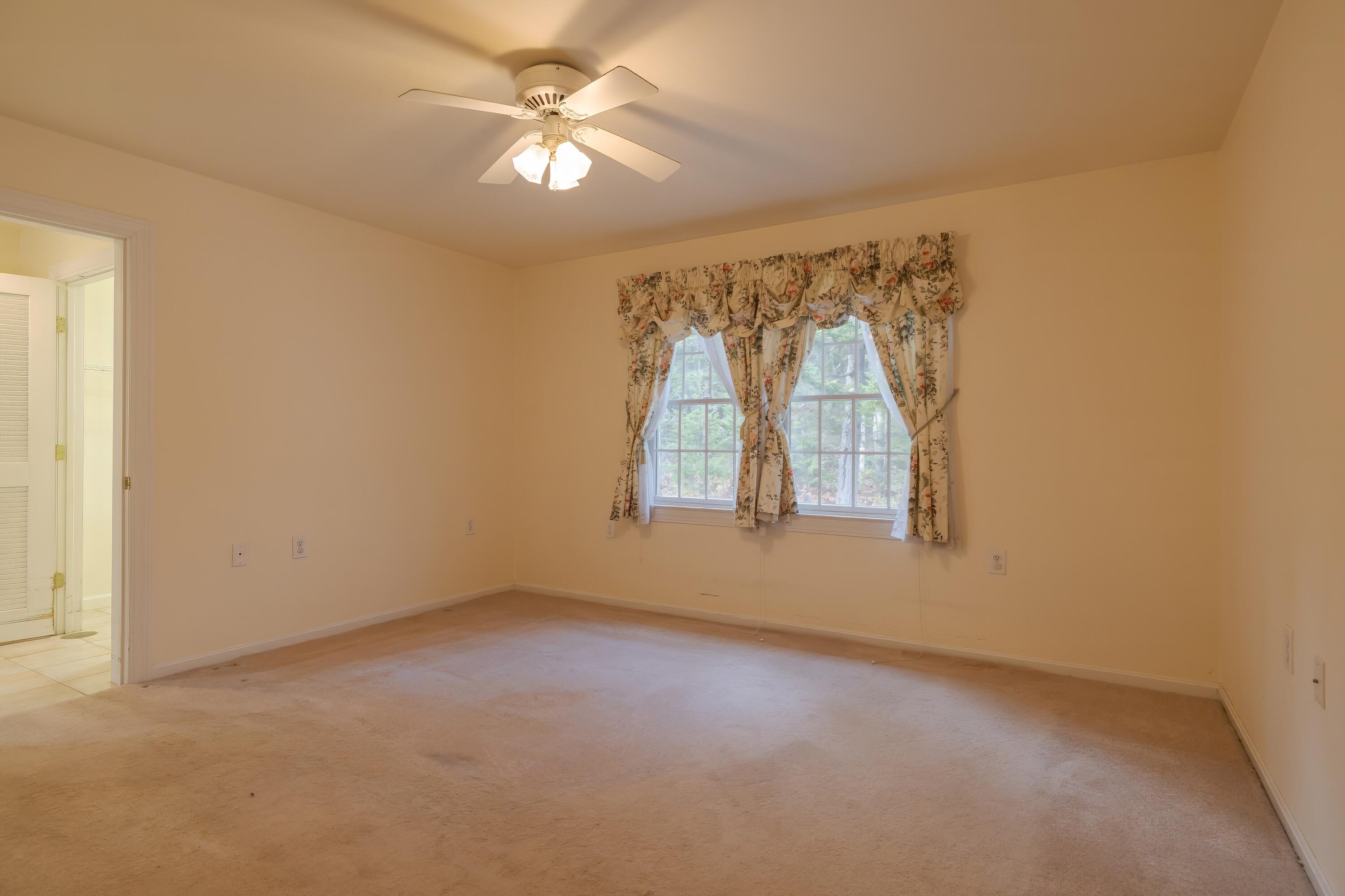 40 Ridgeway Drive