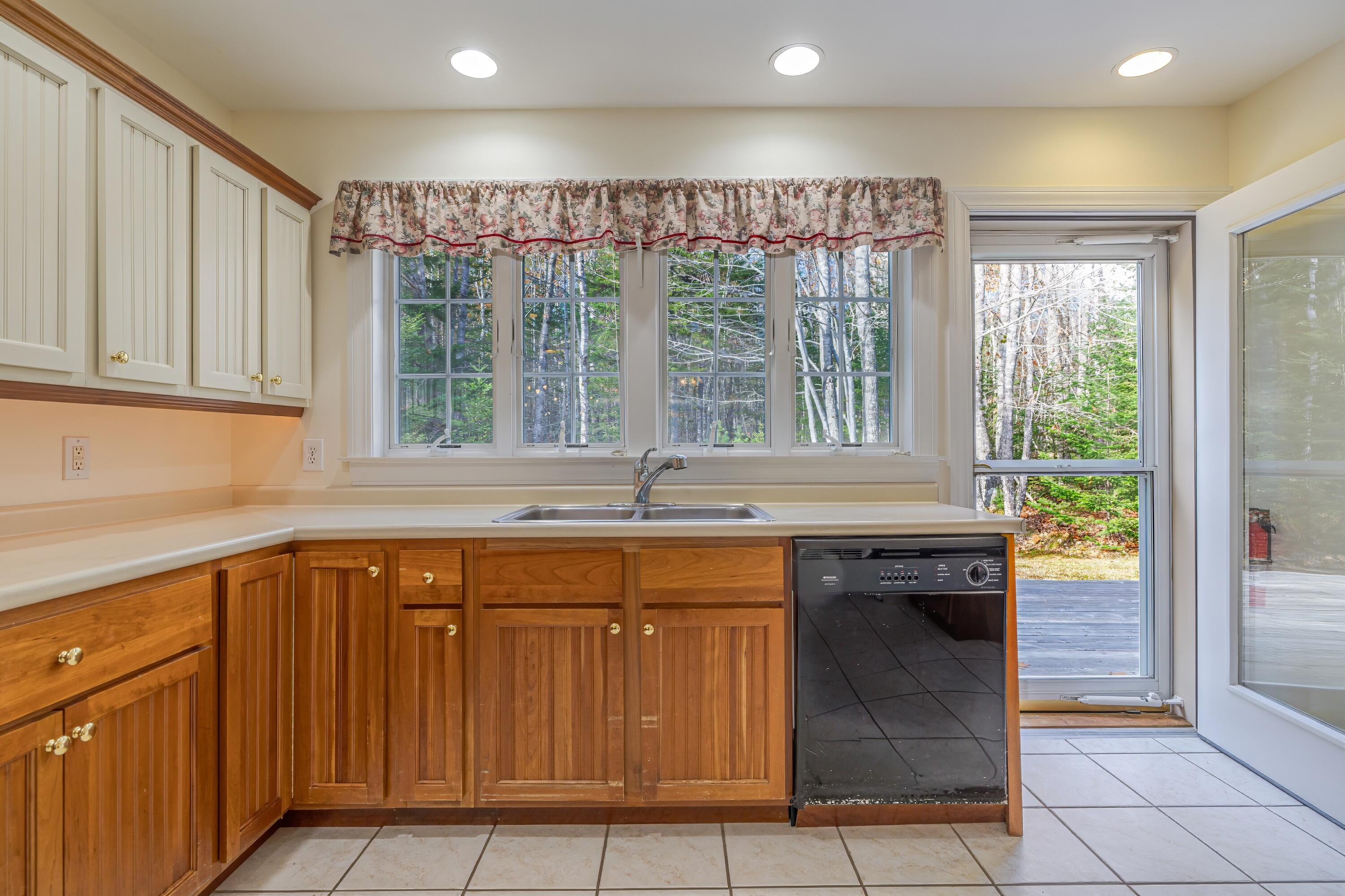 40 Ridgeway Drive