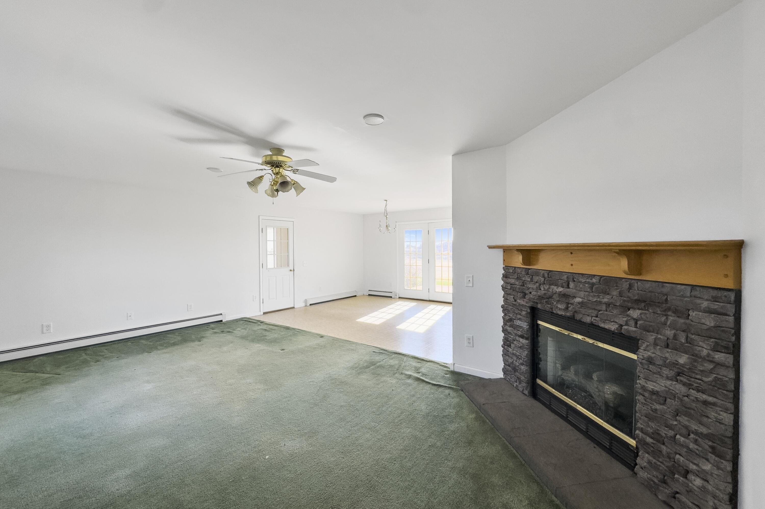 169 W West Meadow Road