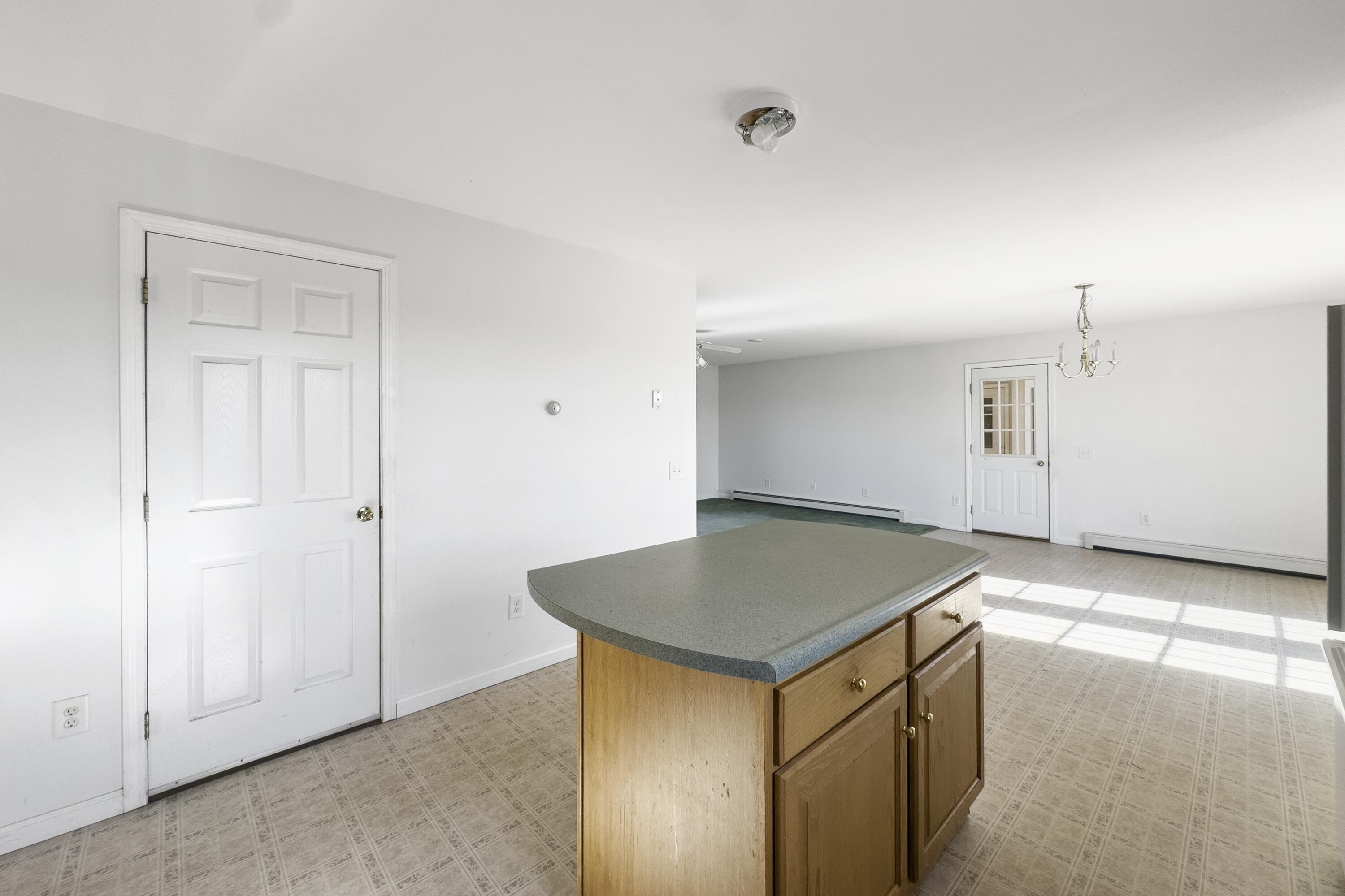 169 W West Meadow Road