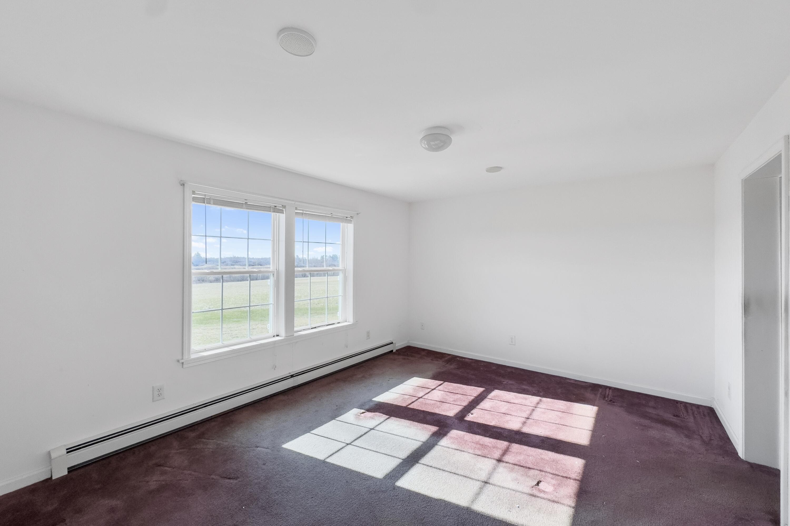169 W West Meadow Road