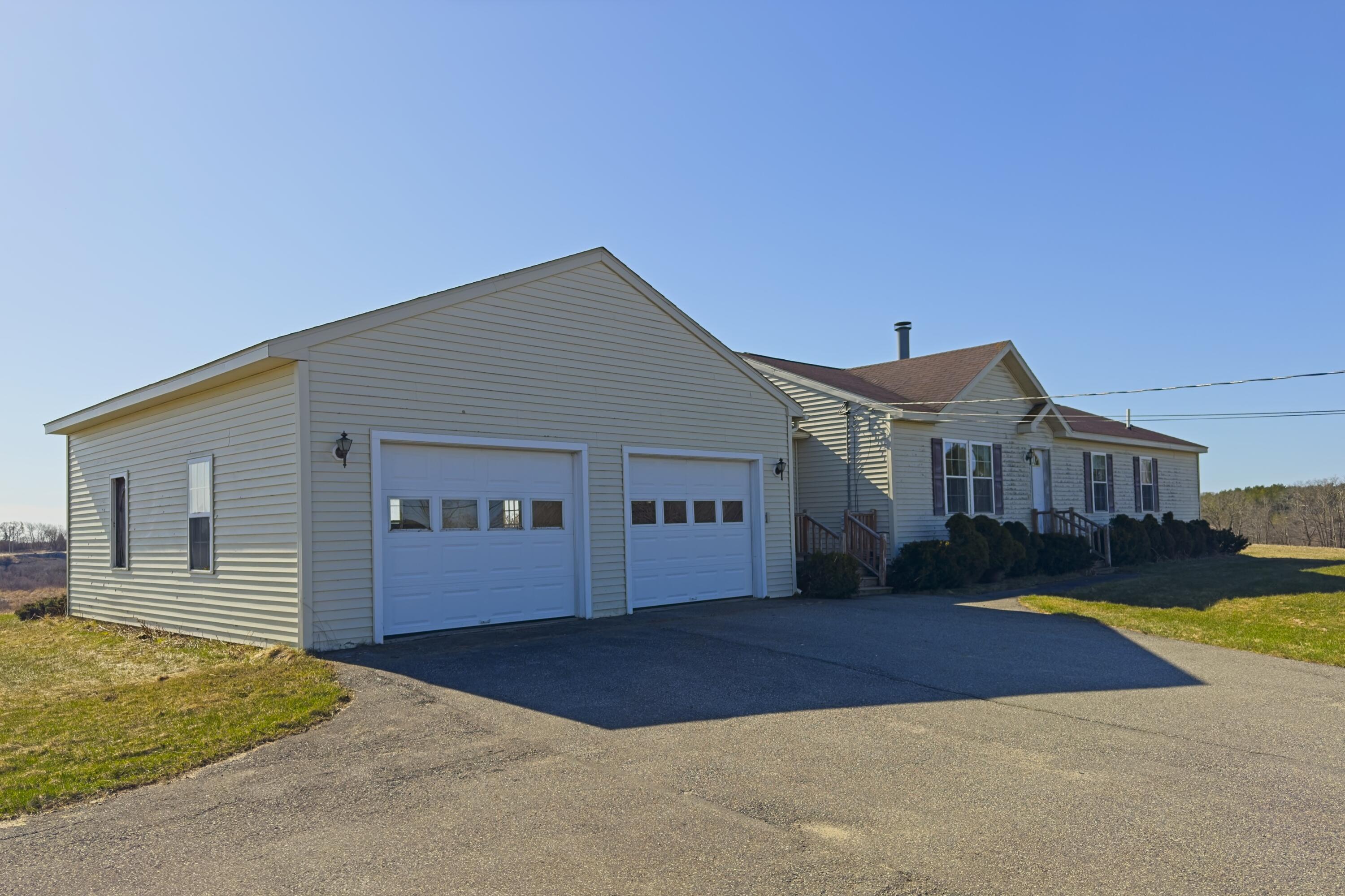 169 W West Meadow Road