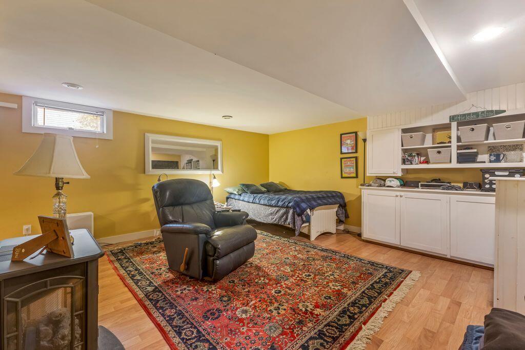 275 Littlejohn Road