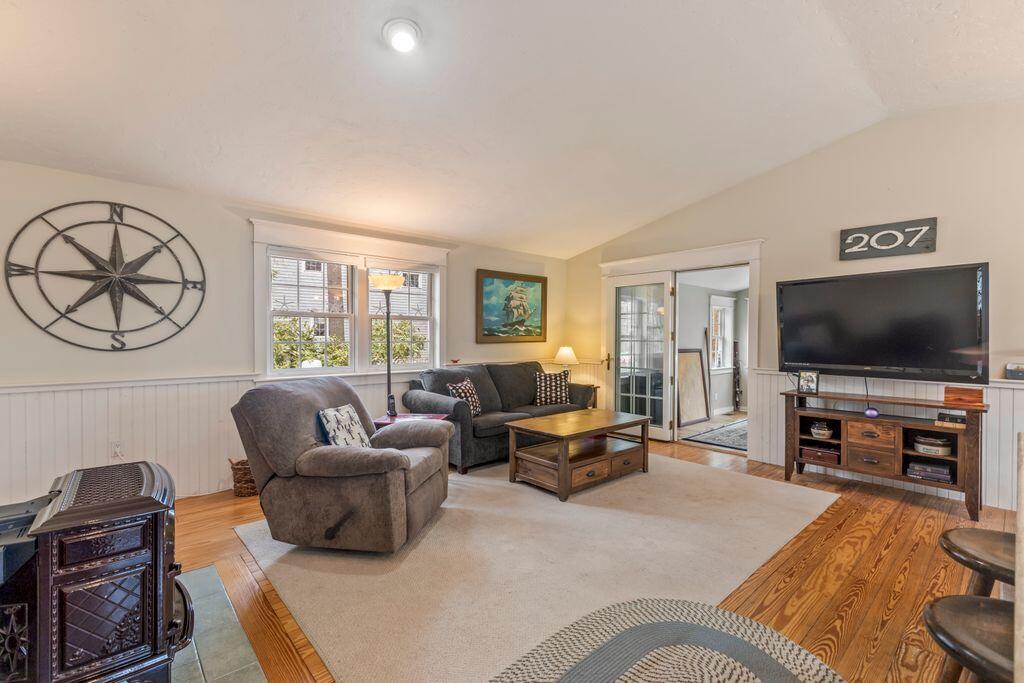275 Littlejohn Road