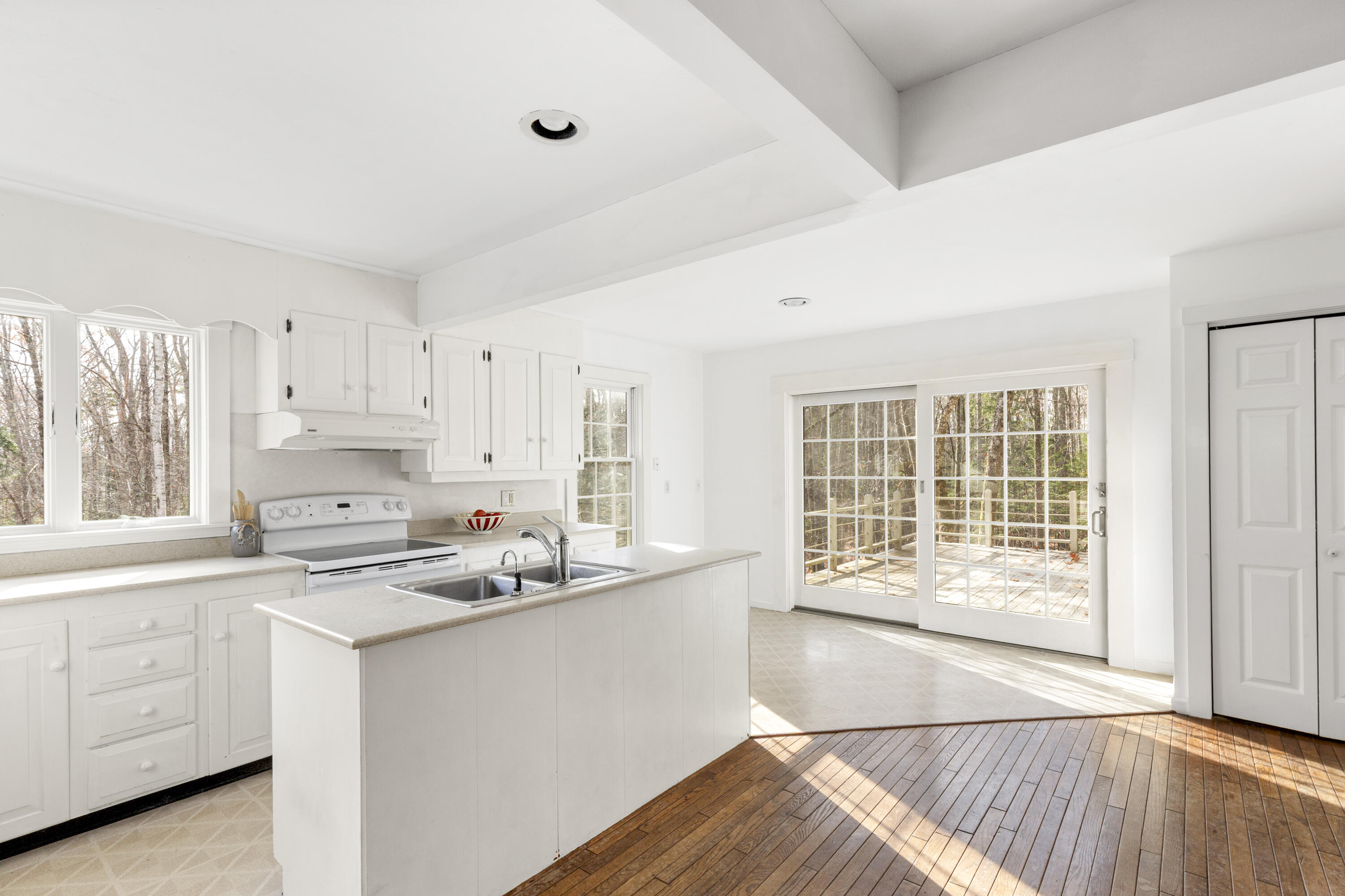13 Hemlock Drive
